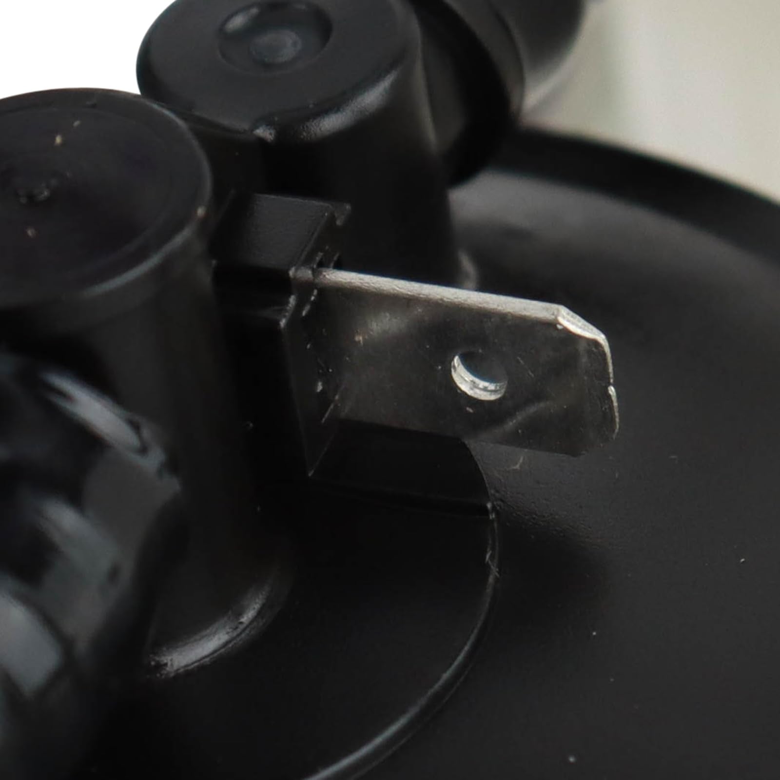 Trq Left Fuel Pump Module Assembly Drivers Side Compatible With 2015-2022 Ford Mustang