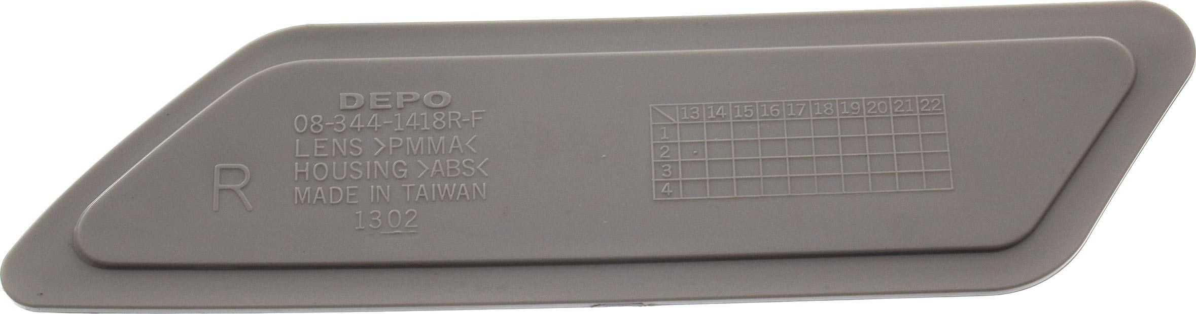 Evan Fischer Front Passenger Bumper Reflector Compatible With 2012-2015 BMW 320i, Fits 2012-2015 335i, Fits 2012-2015 328i, Seda