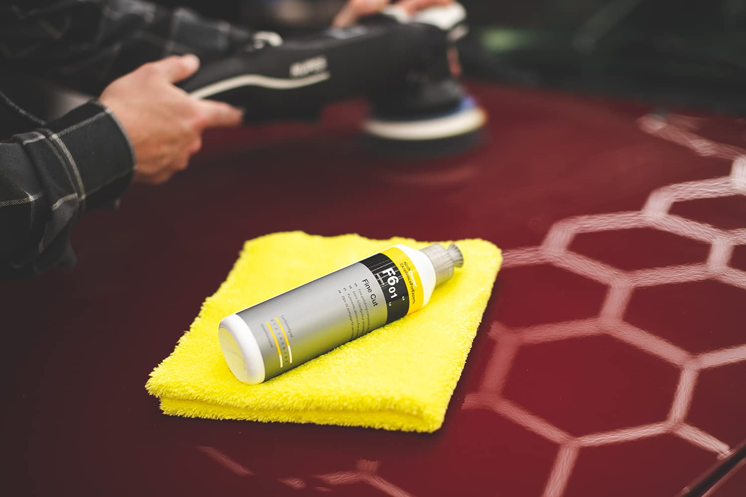 Koch-Chemie - Fine Cut Polishing Compound - Silicone-Oil-Free; Designed For All Paint Types; For Removing Medium To Heavy Defect