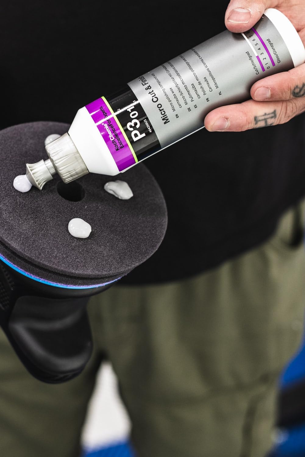 Koch-Chemie Micro Cut & Finish Polishing Compound with Carnauba Wax - Permanent Removal of Holograms, Fine Scratches & Sanding M