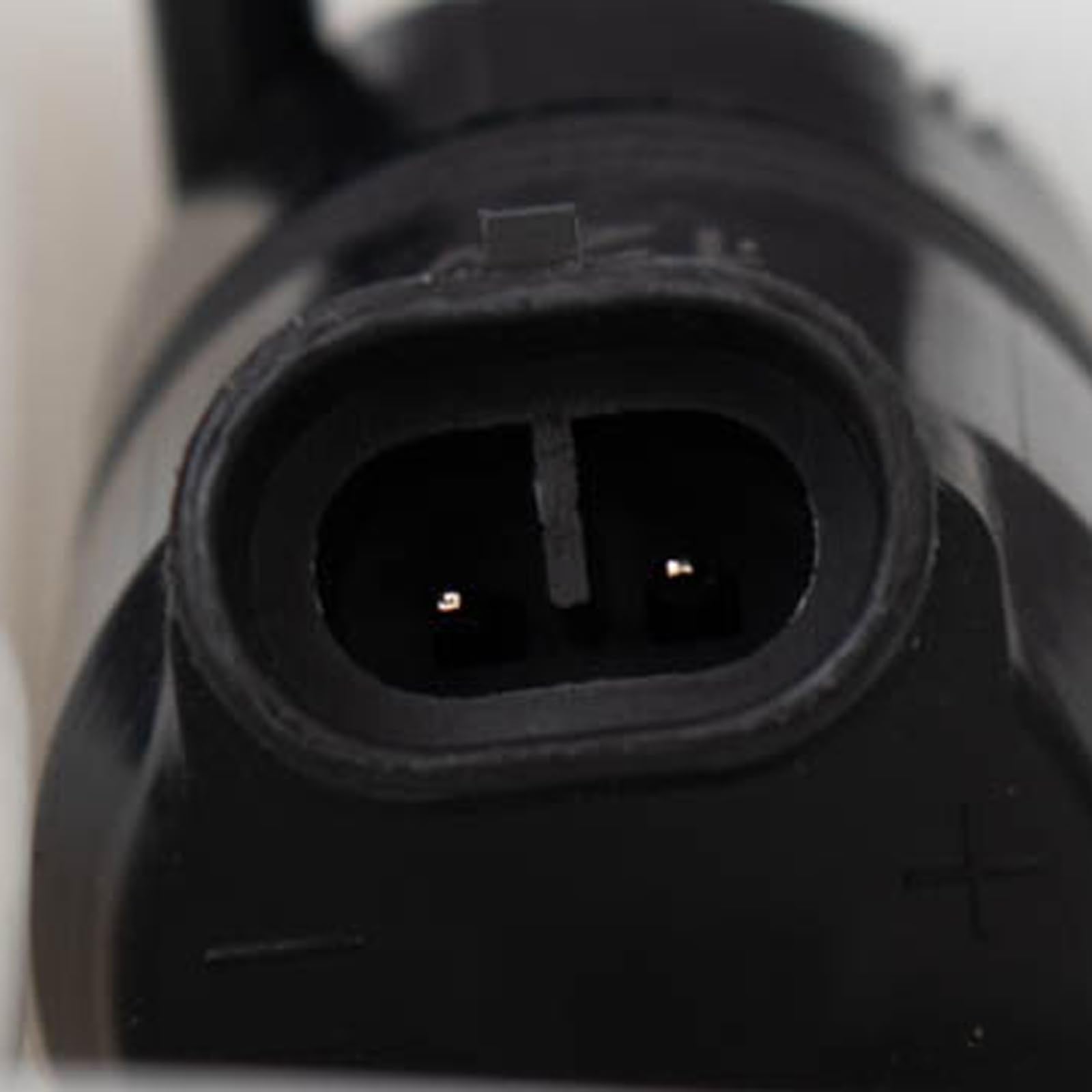 Trq Windshield Washer Reservoir Compatible With 1999-2007 Chevrolet 1999-2007 Gmc