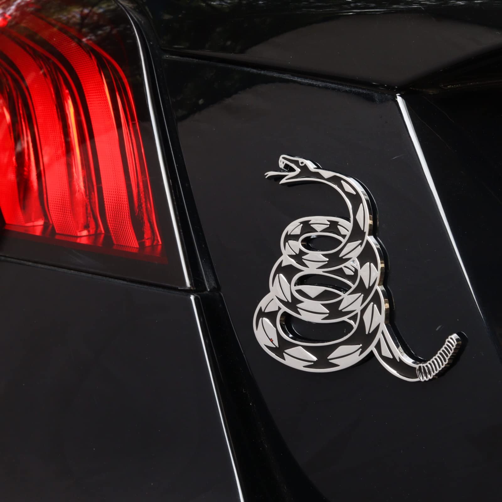 Dont Tread on Me Metal Car Sticker, Gadsden Flag Auto Emblem, 3D Snake Decal for Automotive, Truck, Motorcycle (Silver)