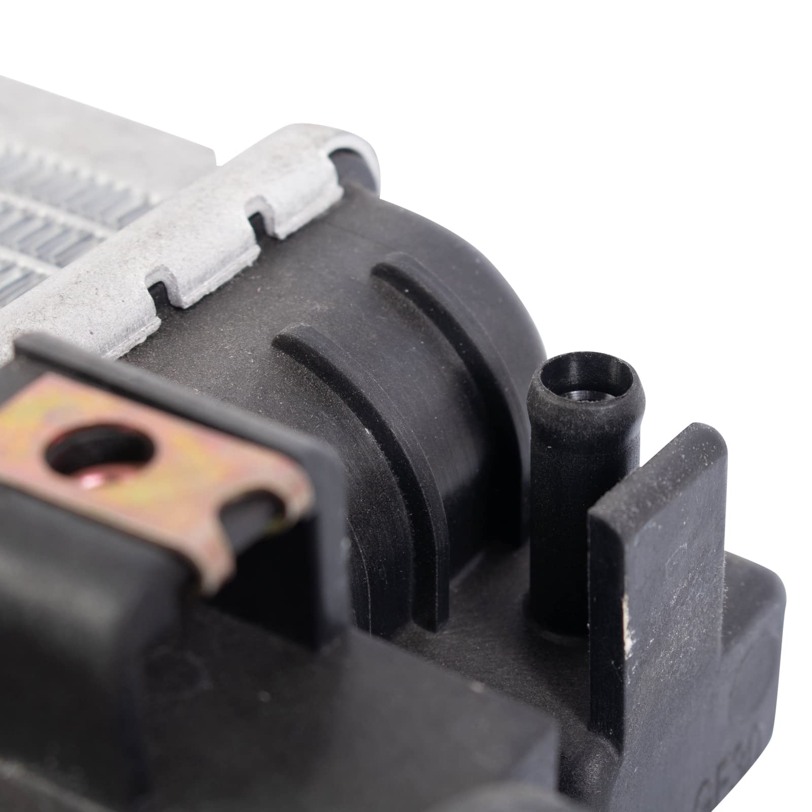 Trq Front Radiator Assembly Aluminum Core Compatible With 11-16 Ford F-250 Super Duty F-350 Super Duty F-450 Super Duty F-550 Su