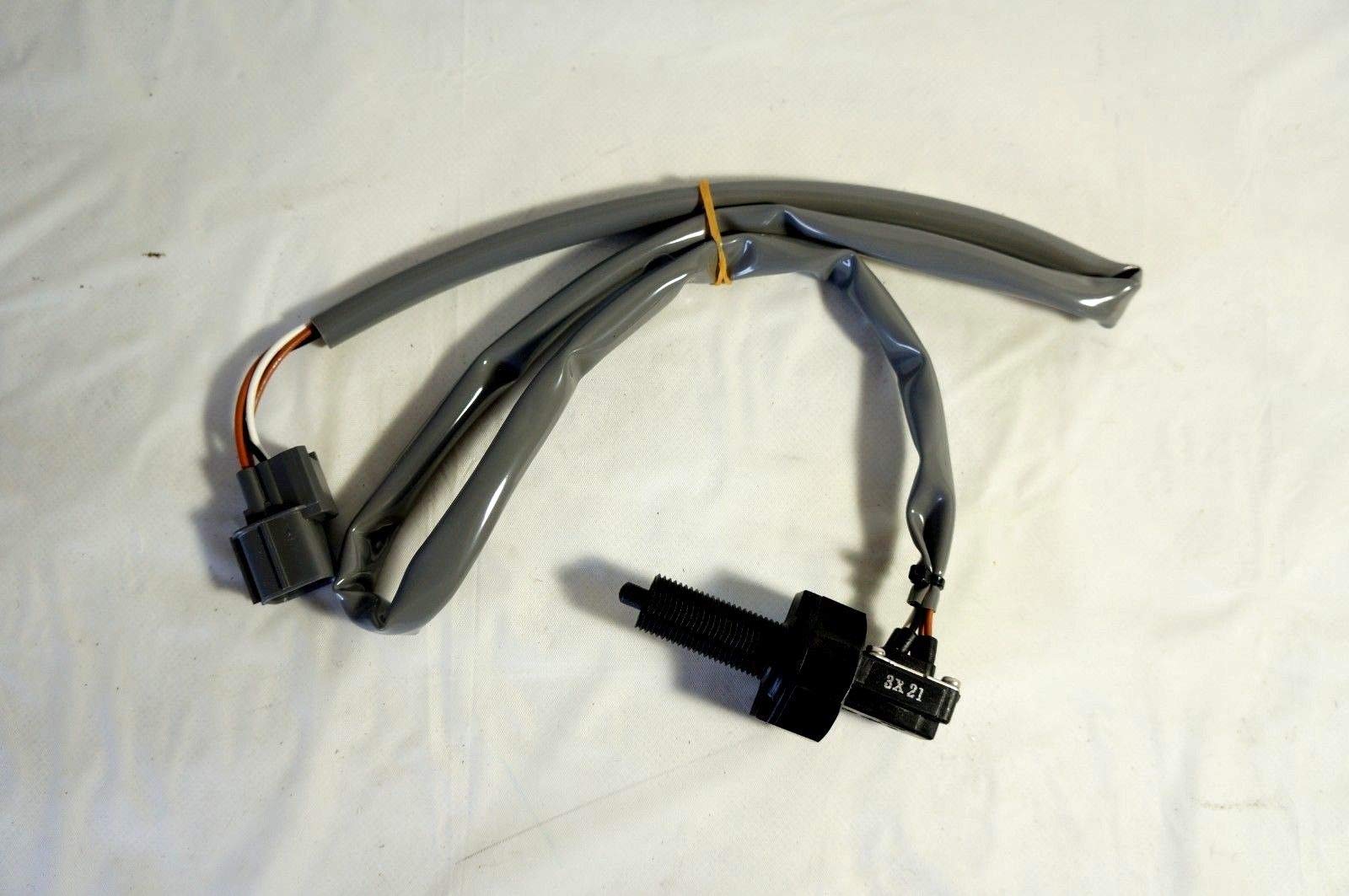 Yamaha F1C-6834B-00-00 Switch, Engine Stop; F1C6834B0000 Made By Yamaha