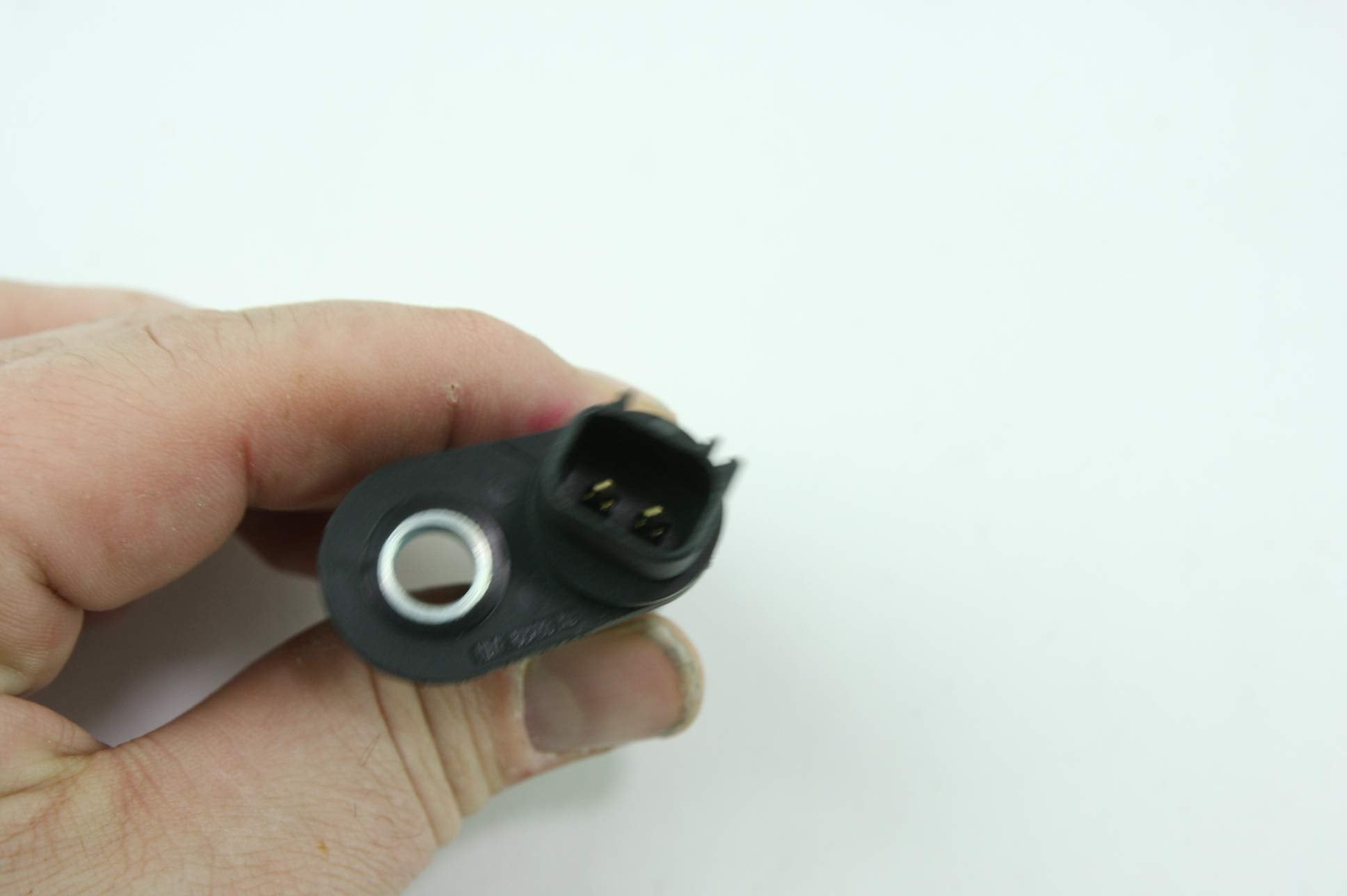 Ford Genuine OEM Motorcraft Camshaft Position Sensor - Model DU70, High-Quality Replacement Part