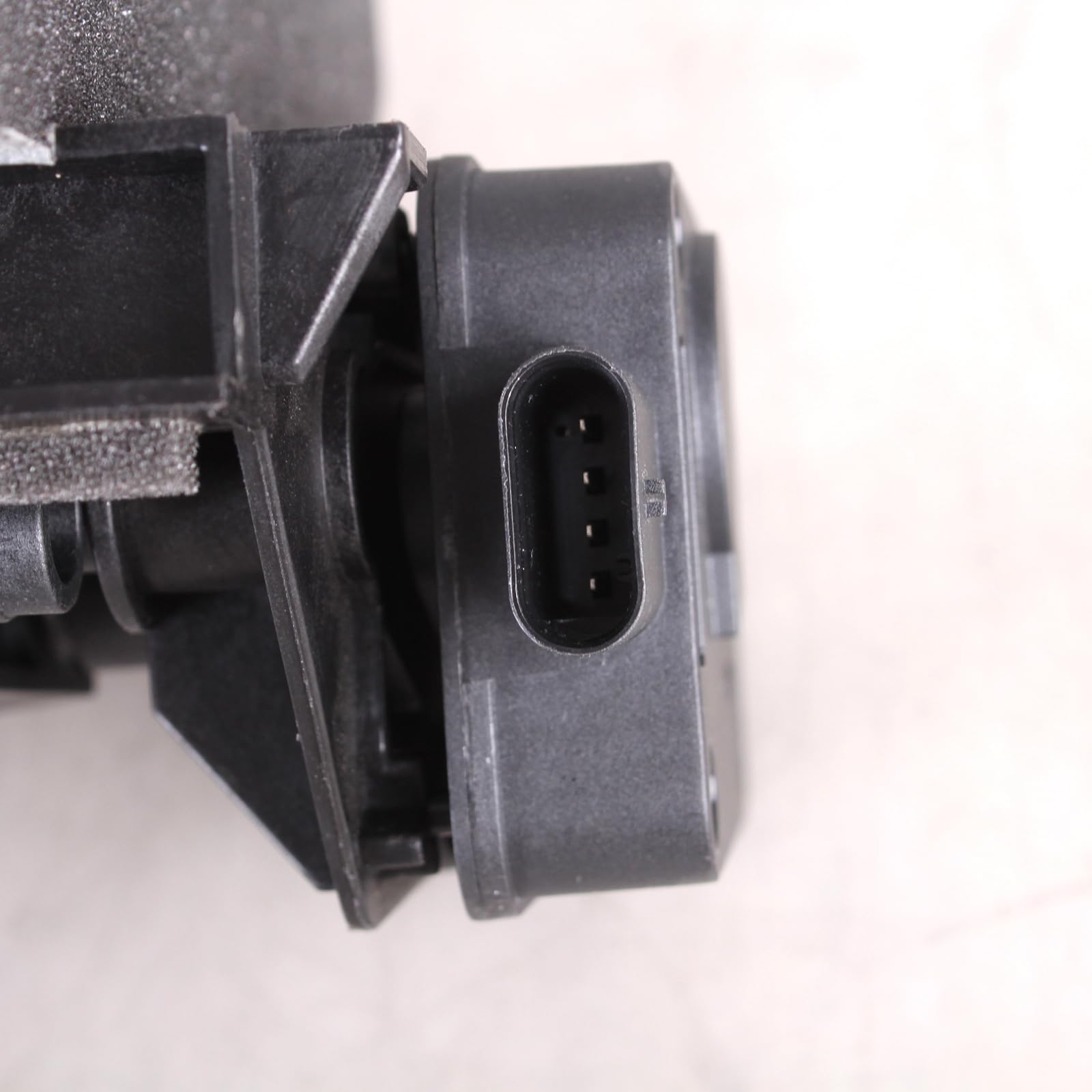 TYG (CAPA QUALITY) Active Grille Shutter For Subaru Outback '20-'22 2.5L Standard/Legacy '20-'22 2.5L 52811AN00A SU1206104 w/Mot