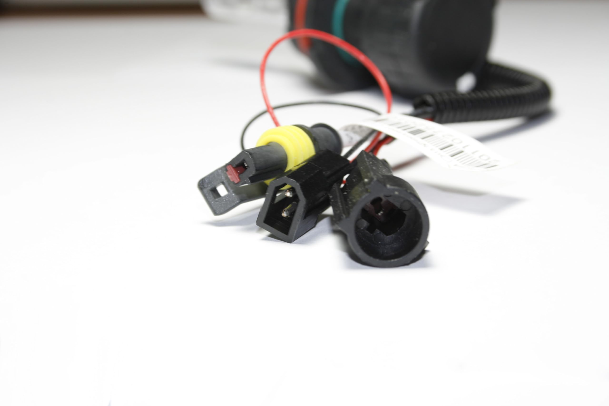 Innovited 55W Hid Xenon Bi-Xenon Hi/Lo Replacement Bulbs - H13 9008 - 6000K (1 Pair)