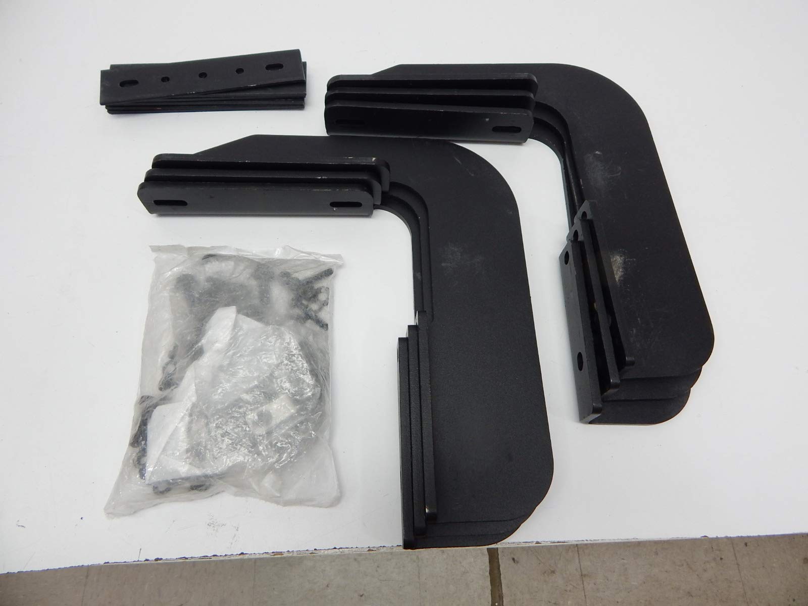 Dee Zee Dz15326 Rough Step Mounting Bracket Kit