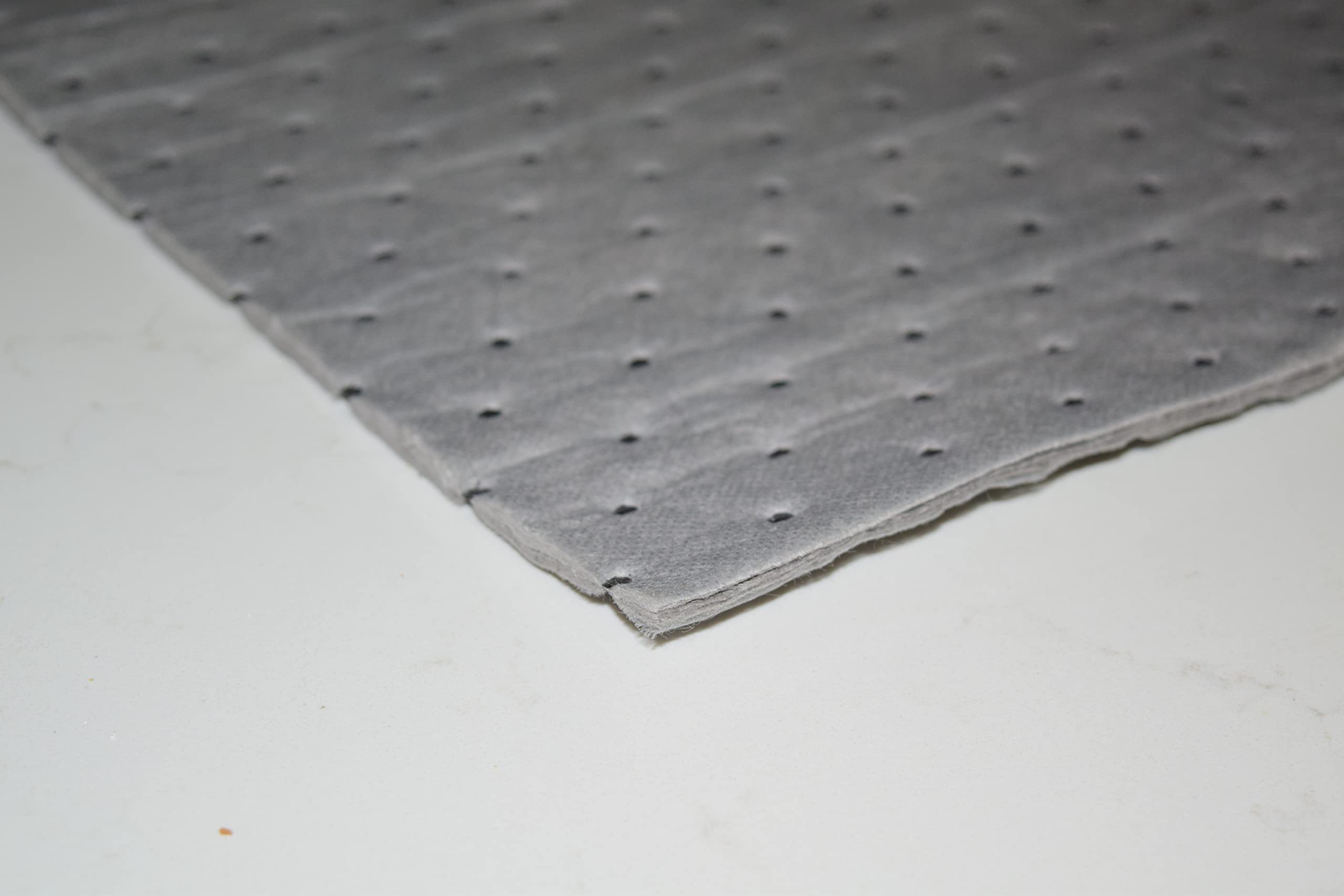 Atlas Connect Oil Absorbing Pads Roll | 10' X 10' | 3Mm Thickness | 30 Medium Duty Oil Absorbent Pads Gray |