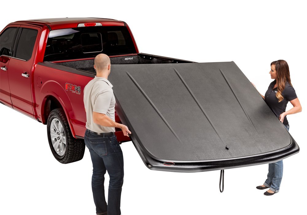 UnderCover SE One-Piece Truck Bed Tonneau Cover | UC2146 | Fits 2009 - 2014 Ford F-150 5' 7'' Bed (67'')