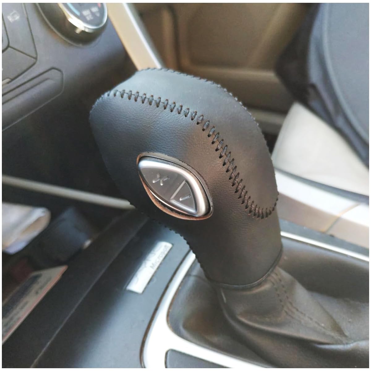 Black Leather Gear Shift Knob Cover For Ford Focus 2012 2013 2014 2015 2016/ Ford Fiesta 2014 2015 2016 / Ford Fusion S / Fusion