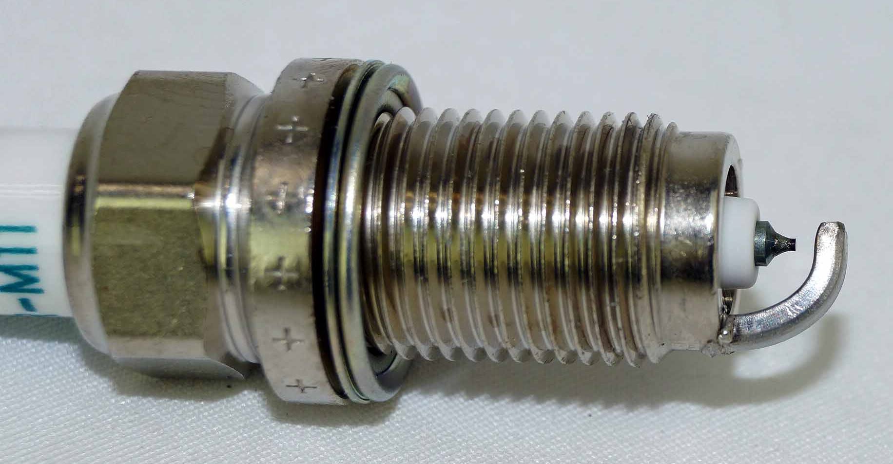 Denso # 3422 Iridium Long Life Spark Plugs -- Skj16Dr-M11 ----- 6 Pcs New