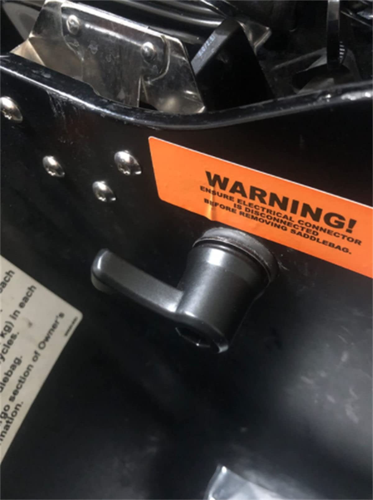 Saddlebag Lever Lock Fastener Bolt Nut Mounting Security Hardware Theft Deterrent System Twist Block For Harley Davidson Touring