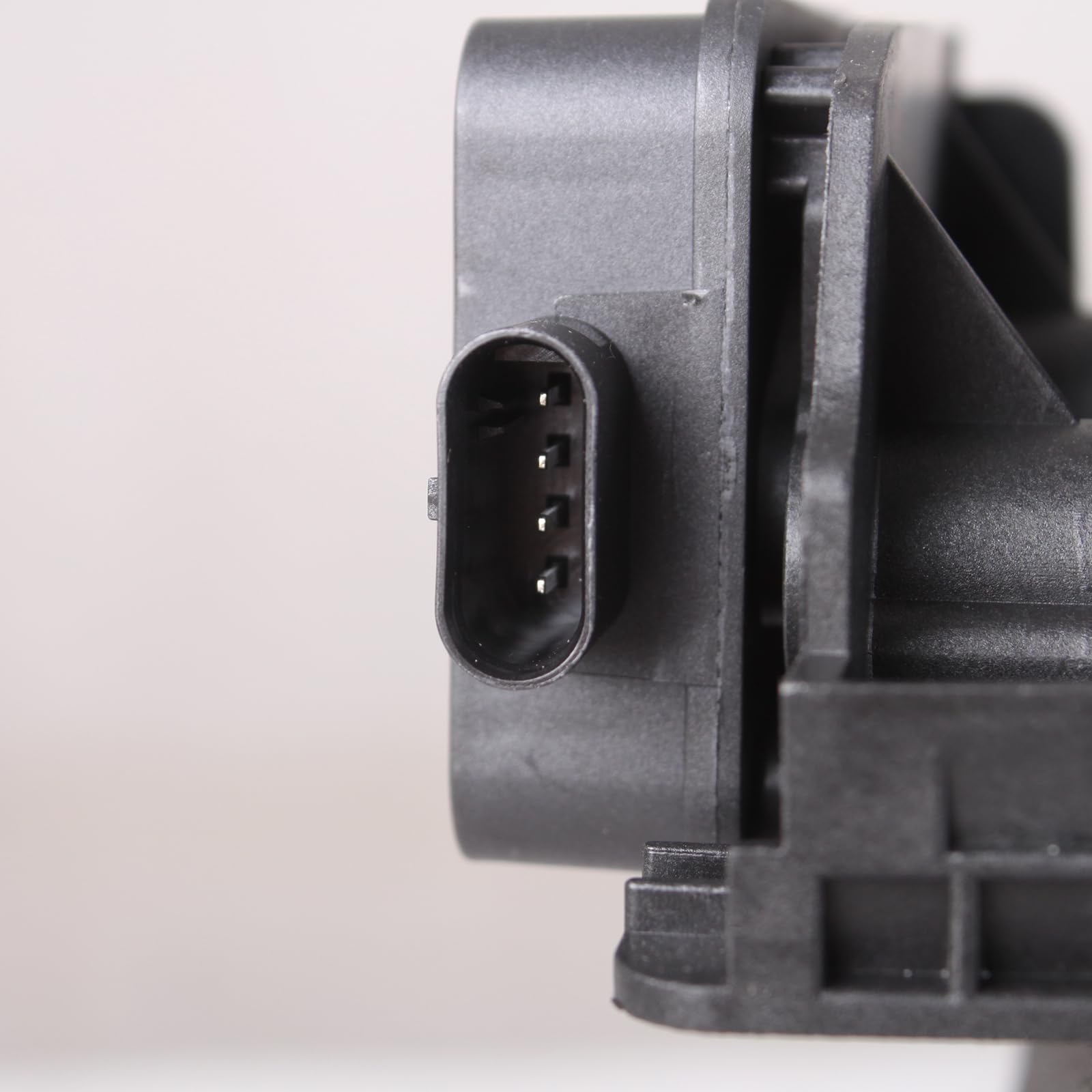 TYG (CAPA QUALITY) Active Grille Shutter For Subaru Outback 2.5L 18'-19'/ Legacy 2.5L 15'-19' 52811-AL11B SU1206101 w/Motor