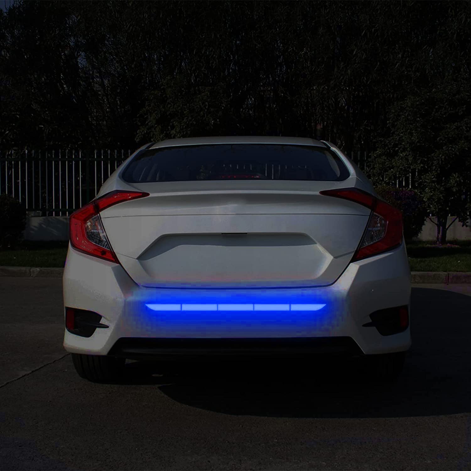 RUANTE Universal Car Reflective Stickers Super Reflective Car Boot Tailgate Trim Stickers Car Anti-Collision Strips Reflective S