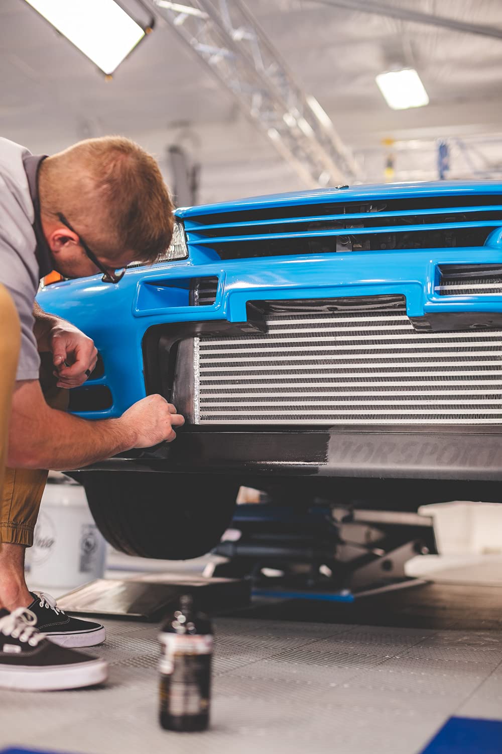 The Rag Company - Solution Finish Full Installation Kit - Enriche, Condition, Protect; Black Plastic Trim Restorer (12Oz) + 2 Microfiber Towels + Applicator Sponge + Gloves