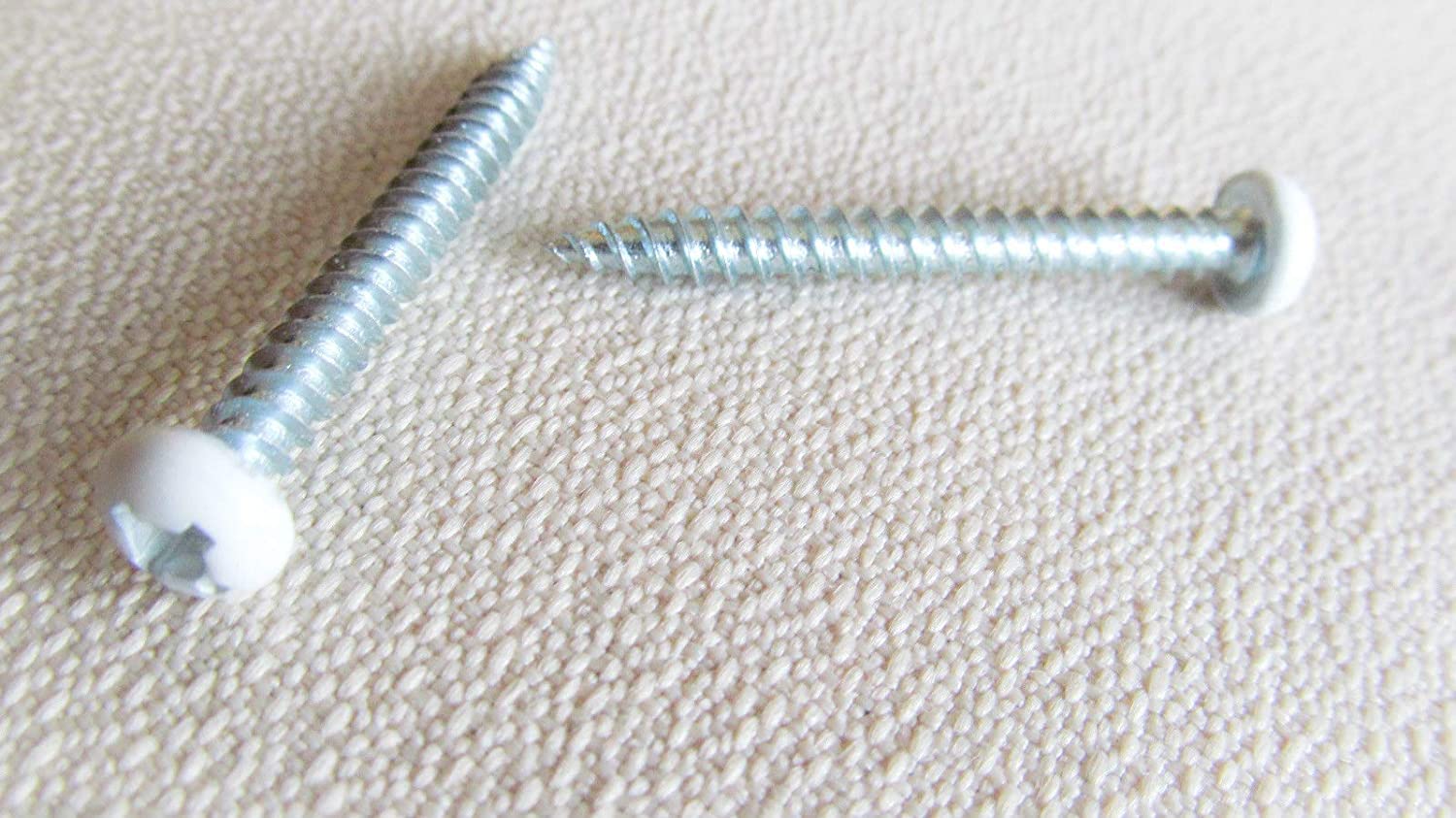 60 pcs # 8 X 1 1/2 Pan White Head Screw Quad Drive Twinfast Thread Cargo RV Zinc Plated Corrosion Resistance for #2 Square or #2