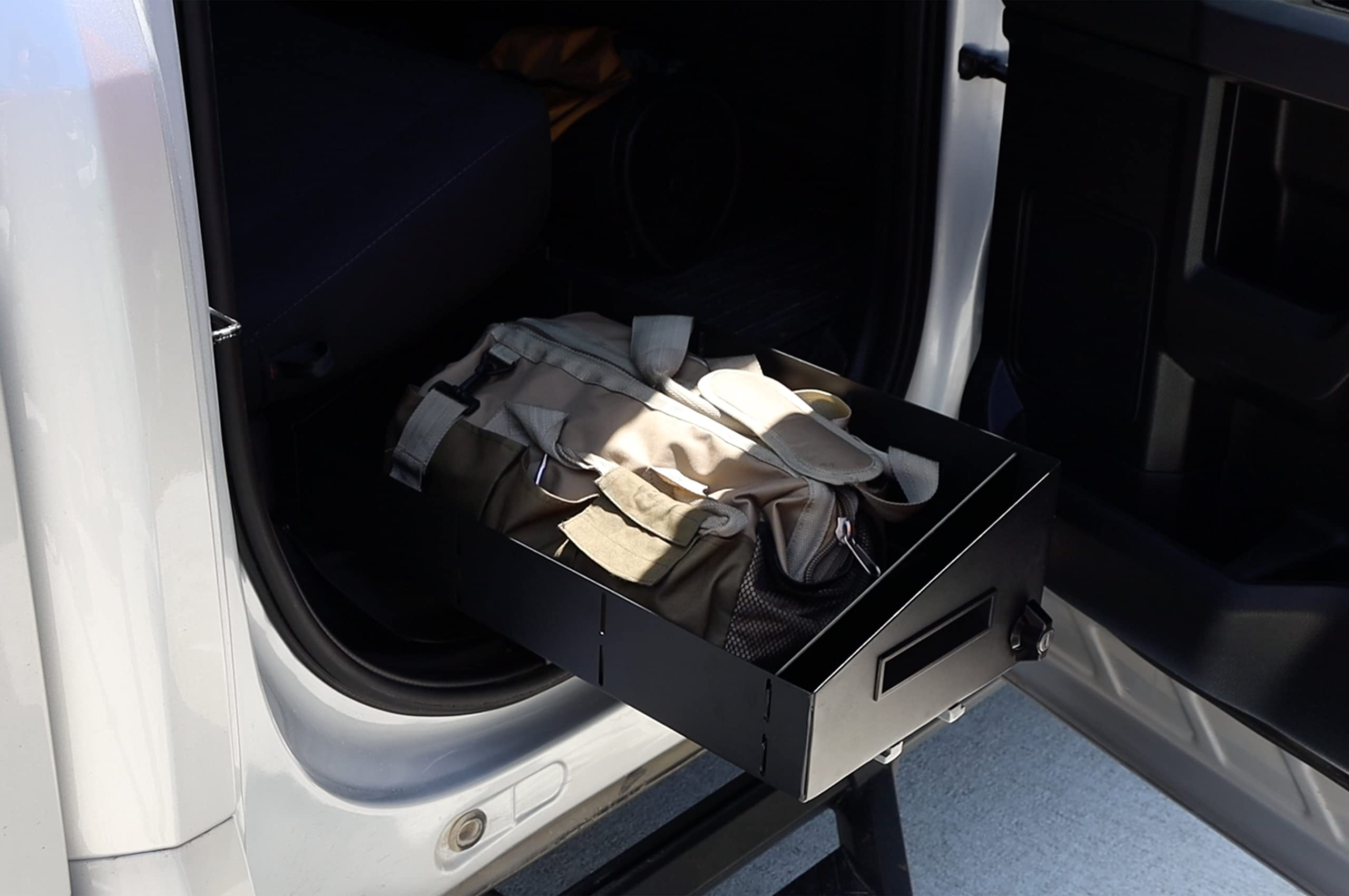 Dee Zee Dz701 Under Seat Storage Drawer F150 15+/Super Duty 17+