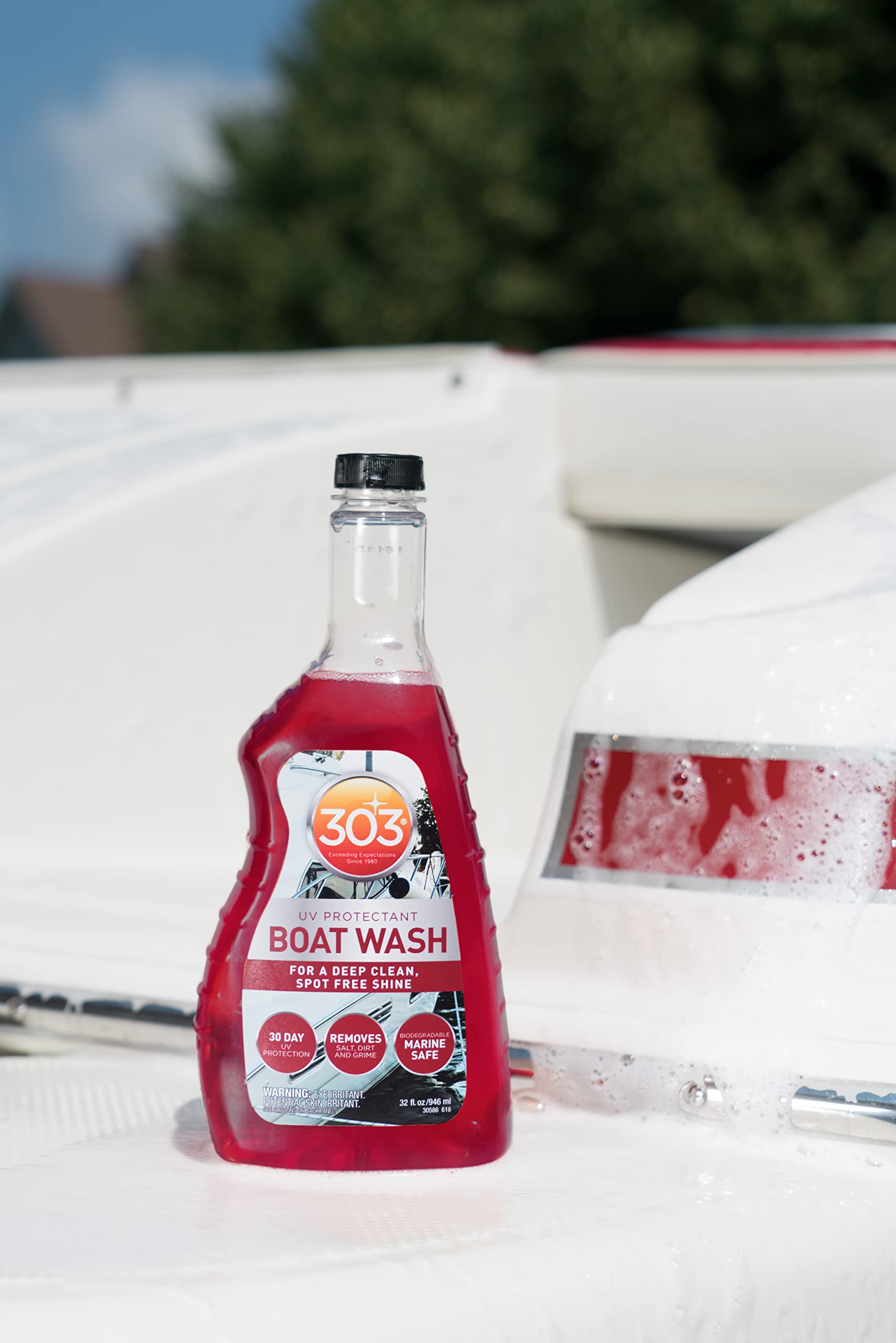 303 Products Marine Boat Wash with UV Protectant - For A Deep Clean, Spot Free Shine - 30 Day UV Protection - Removes Salt, Dirt