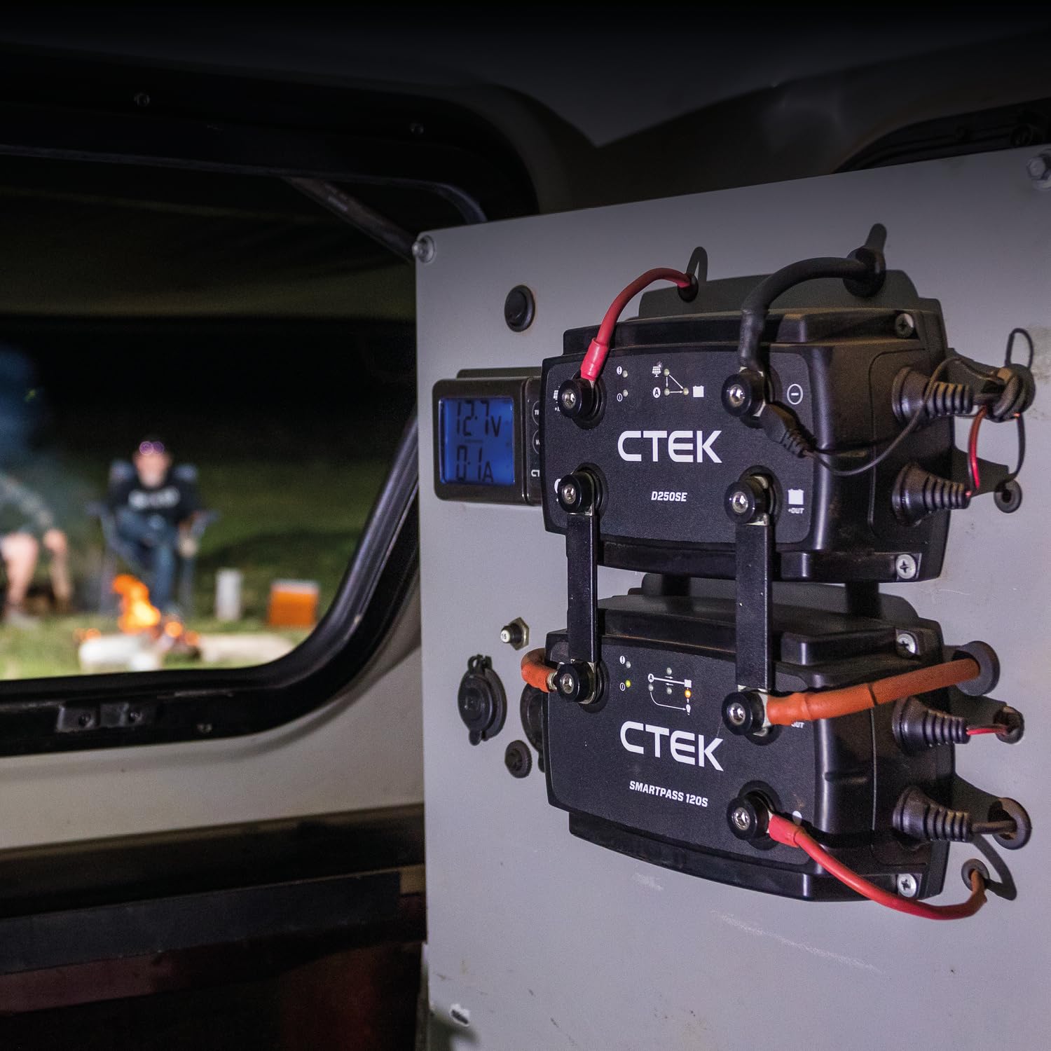 Ctek D250Se, 20A, 12V Battery Charger For Starter And Service Batteries In Rv, Truck And Overlanding Vehicles, Solar Battery Maintainer, 12V Lithium Ion Battery Charger And Smart Alternator Compatible