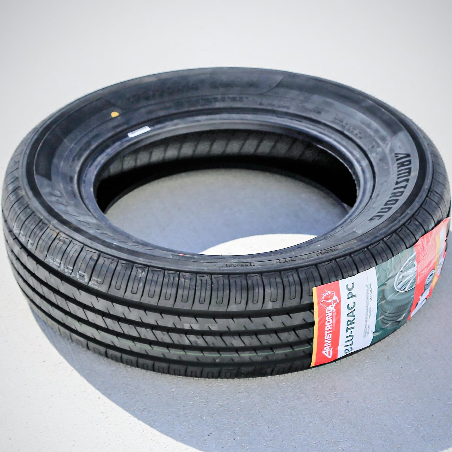 Armstrong BLU-TRAC PC Passenger - 195/60 R15