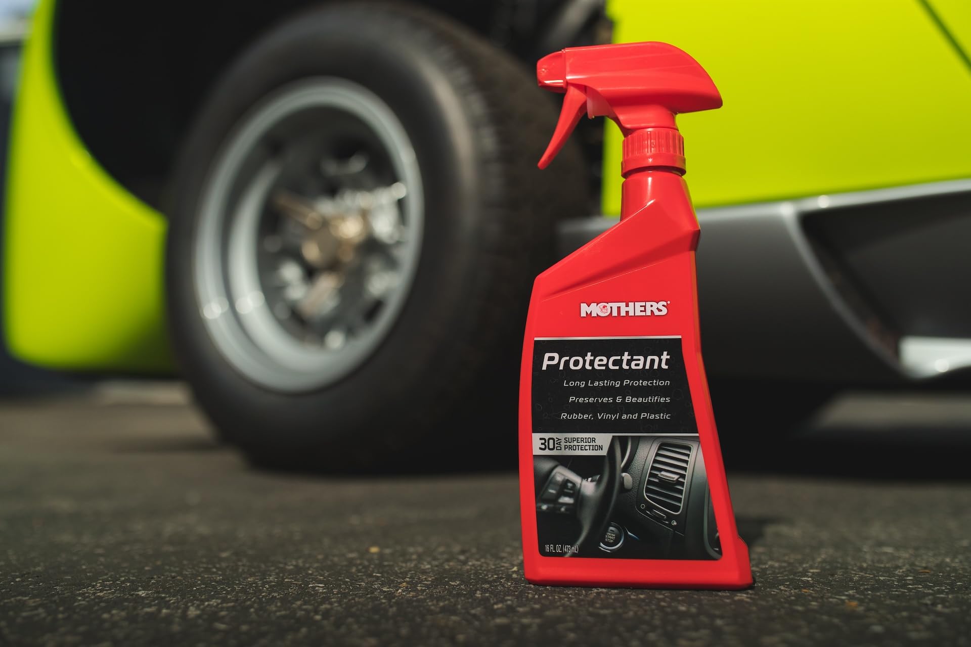 Mothers 05316 Protectant, Preserves And Protects Auto Interiors, Rubber, Vinyl, And Plastic From Uv Rays And Harsh Elements (16 Oz.)