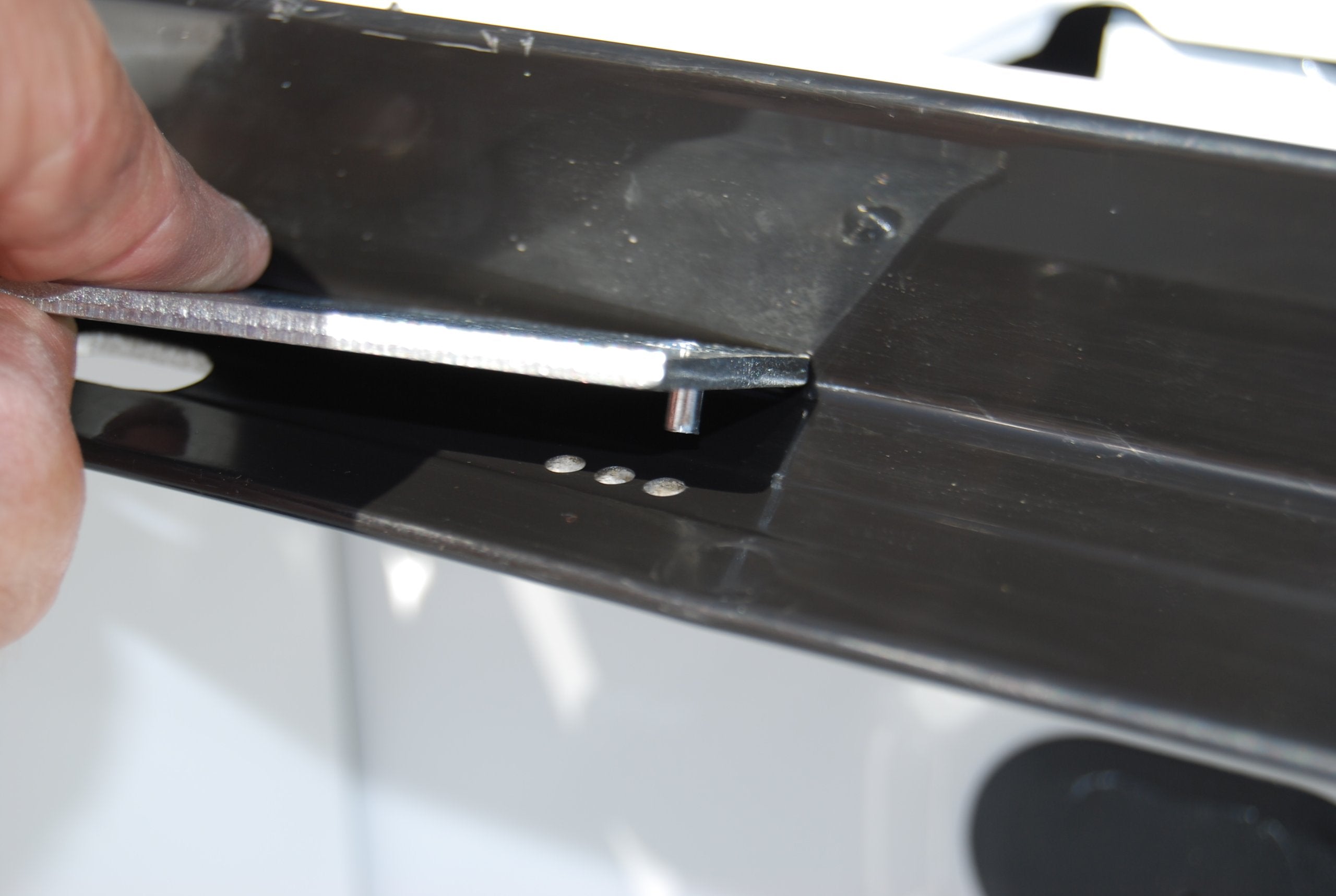 Tonno Pro Lo Roll, Soft Roll-Up Truck Bed Tonneau Cover | Lr-1040 | Fits 2007 - 2013, 2014 Hd Chevy/Gmc Silverado/Sierra 1500/2500/3500 8' 2' Bed (97.6')