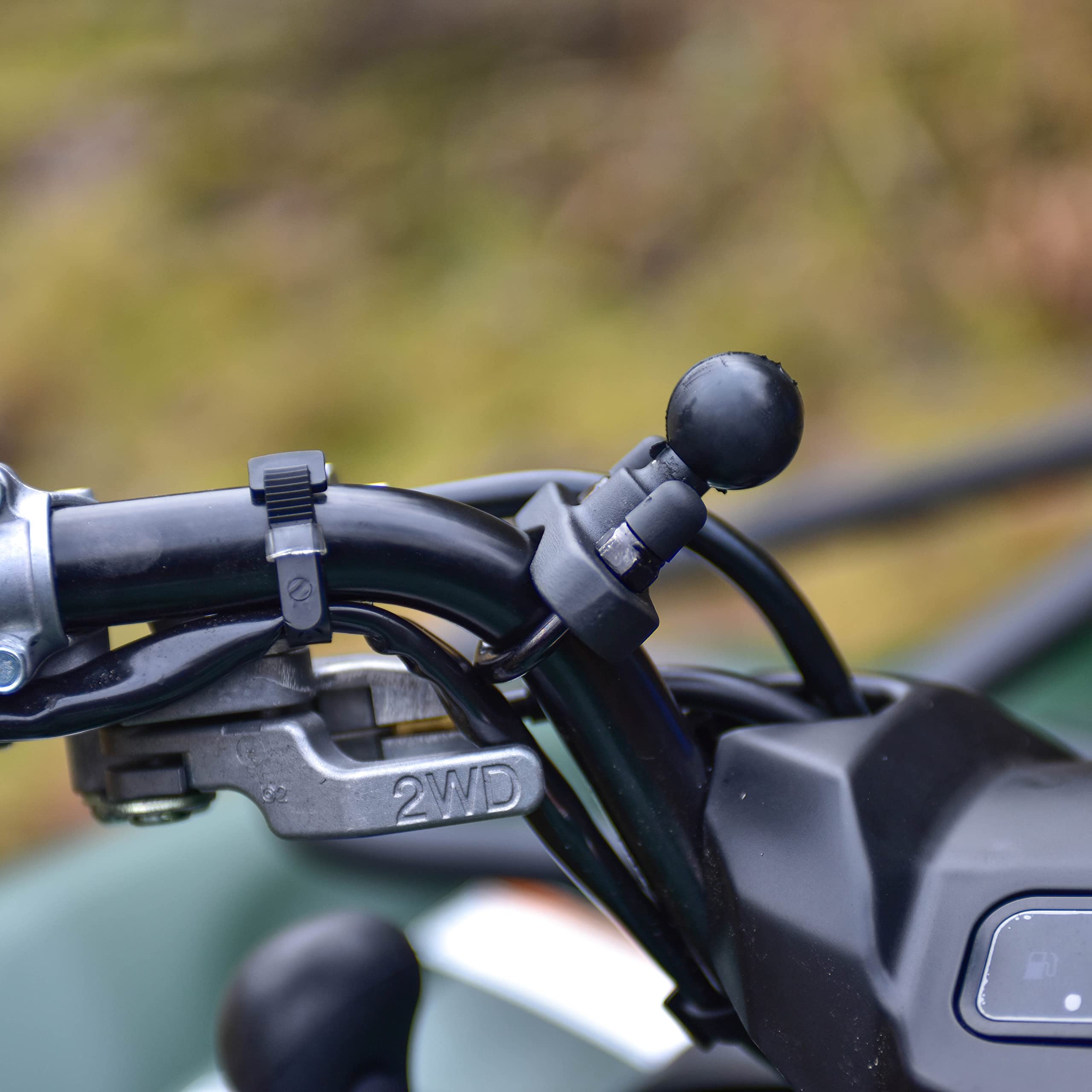Ram Mounts Handlebar U-Bolt Base For Rails 0.5 To 1.25 In Diameter Ram-B-231Zu With B Size 1 Ball