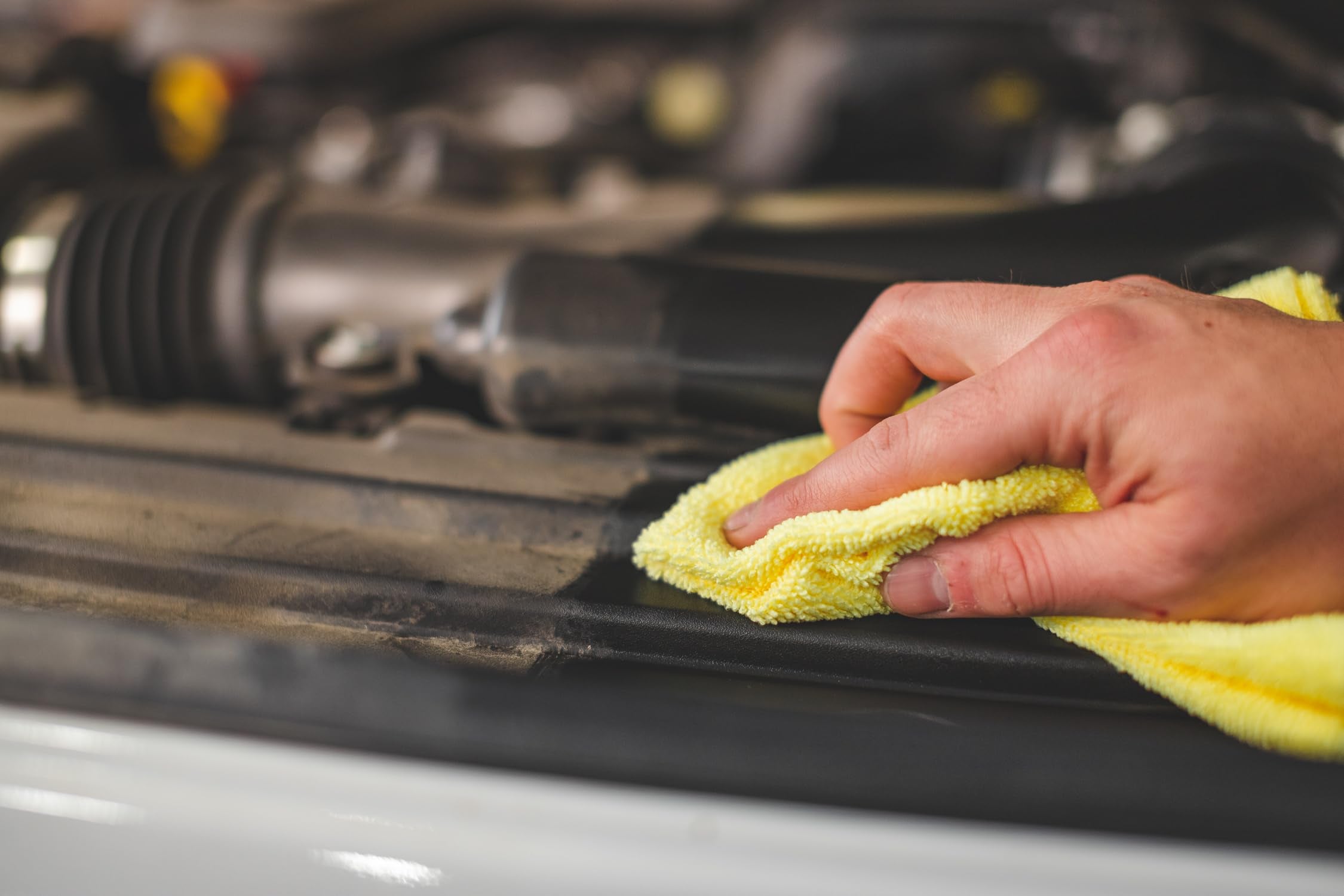 P & S Professional Detail Products Dynamic Dressing Hyper Concentrate; Perfect For Tires, Exterior/Interior Trim, Engine Compartments; Variable Dilution/Gloss Technology (1 Gallon)