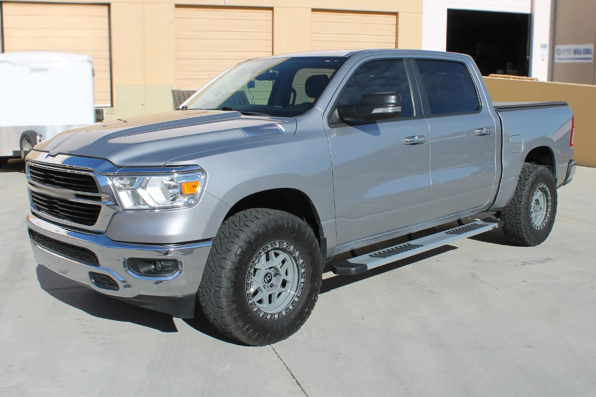 Raptor Series Running Boards Steps 6In Oem Style Aluminum For New Body 2019-2025 Ram 1500 Crew Cab