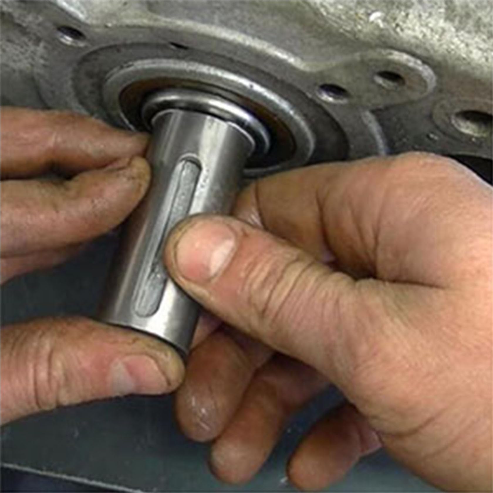 LicBund 5/8'' to 3/4 Inch w/Step Key Gas Engine Pulley Crank Shaft Sleeve Adapter Pulley Bore Reducer Bushing Sheave & Key Preda