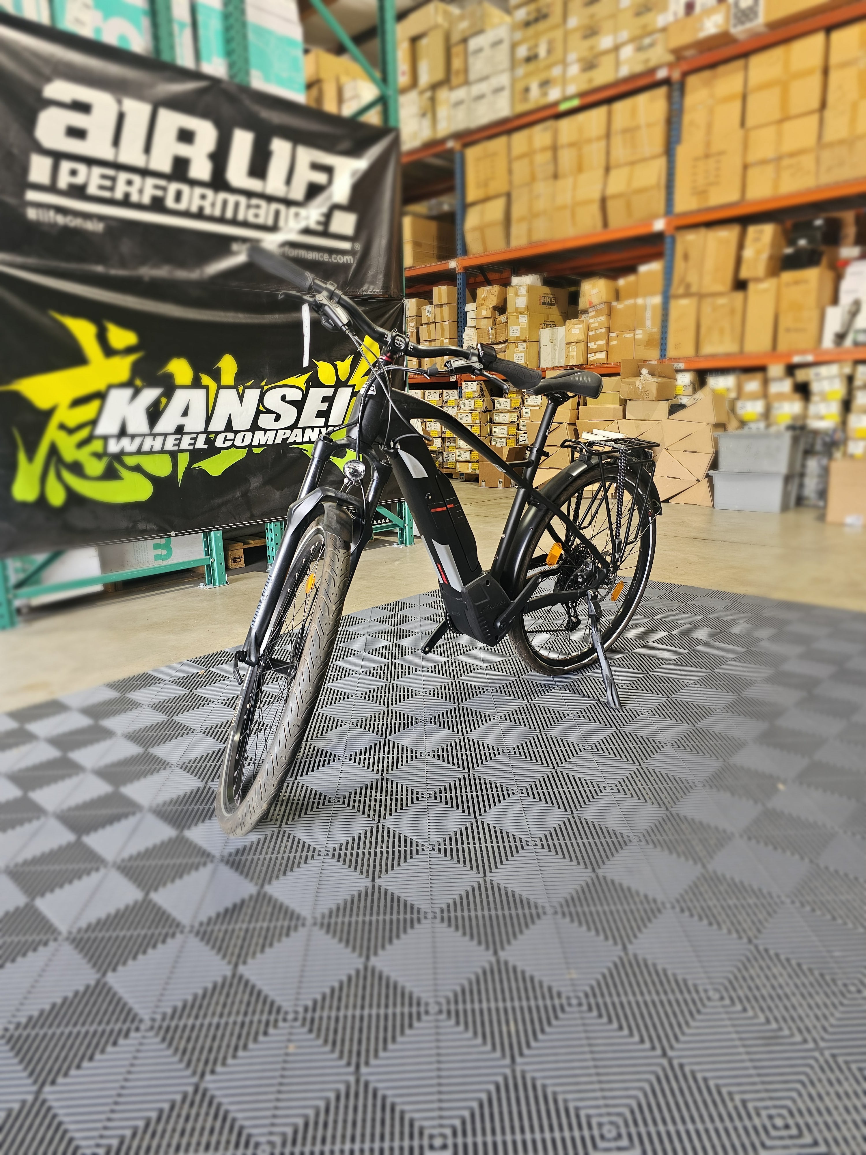 Fantic Svn Days Living-My22-Black-Lg - ( Fantic SVN DAYS LIVING-MY22-BLACK-LG ) (Demo bikes)