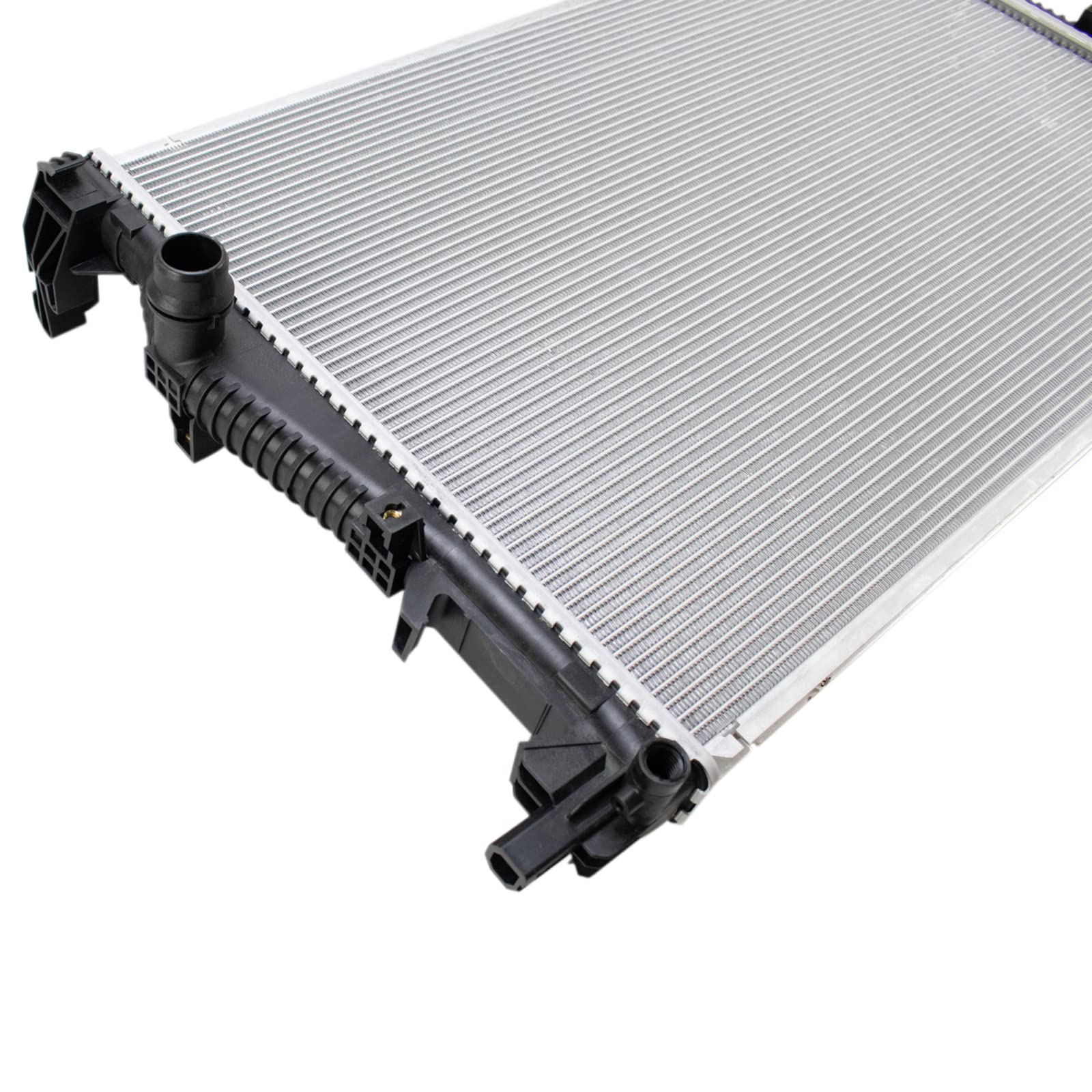 Trq Radiator Assembly Aluminum Core Compatible With 14-18 Jeep Cherokee Cu13401