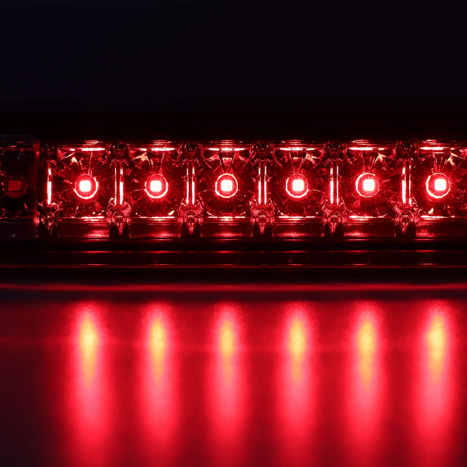 Tresound 3rd Brake Light for 1999-2007 Chevrolet Silverado/GMC Sierra 1500 2500HD 3500 Third Cargo Lamp High Mount Stop Light (R