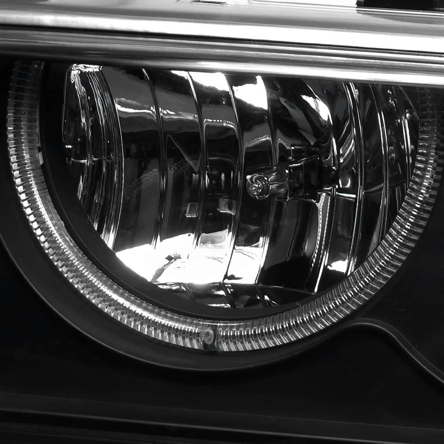 Spec-D Tuning SMD LED Dual Halo Projector Headlights Black Compatible with 1998-2004 Chevy S10 Pickup, 1998-2004 Chevy S10 Blazer Left + Right Pair Headlamps Assembly