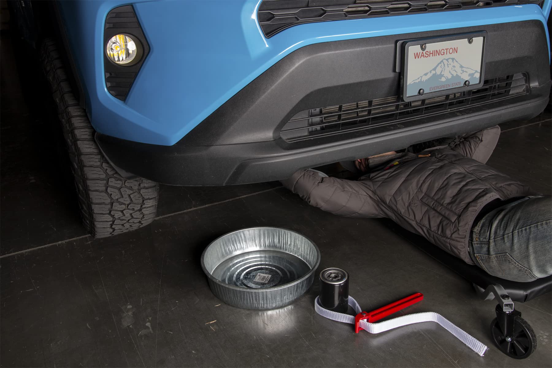 Performance Tool W54280 Silver 3.5 Gallon Galvanized Drain Pan. Bright Zinc Corrosion-Resistant Finish. Measures 16-Inches In Di