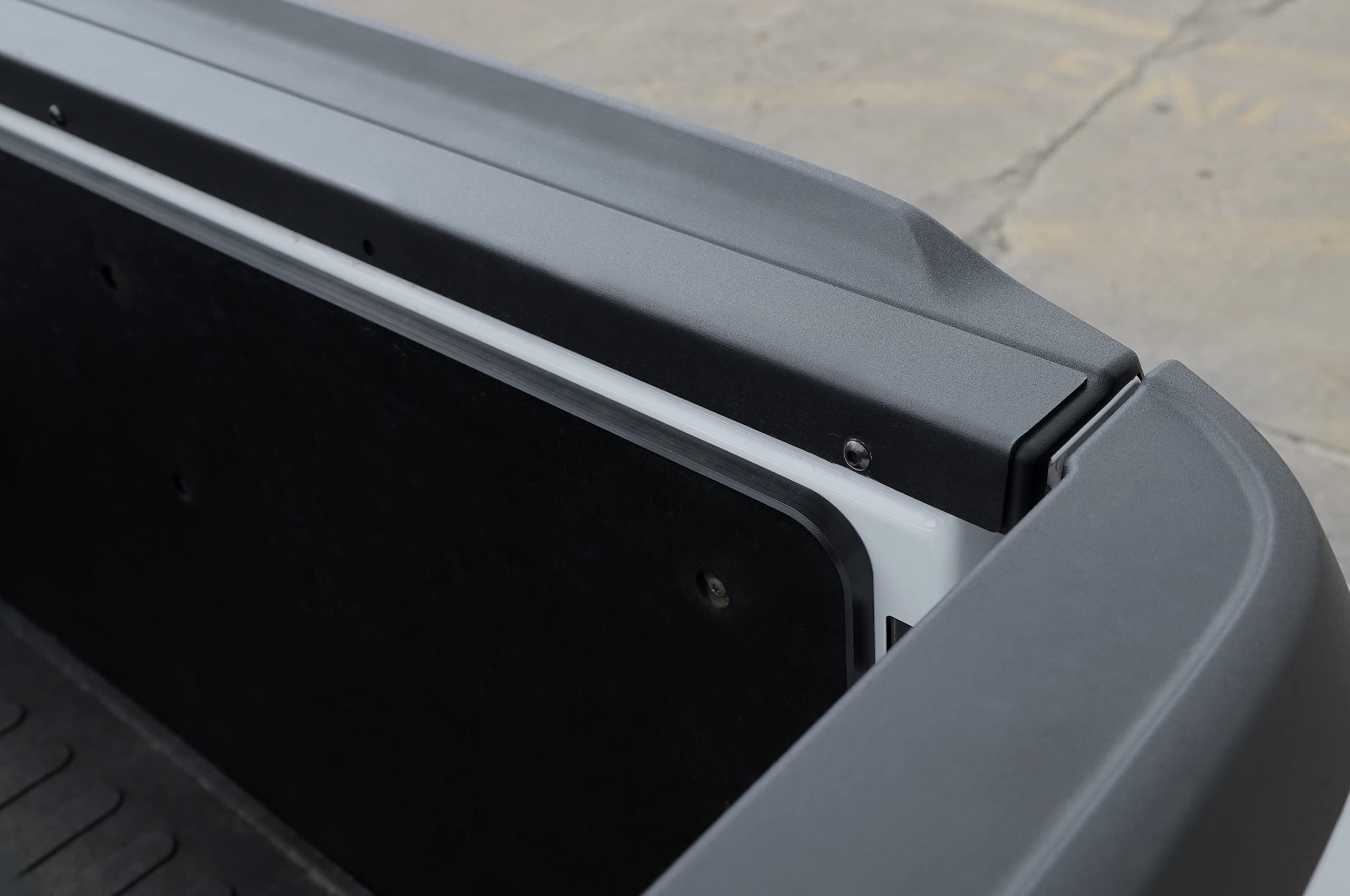 Dee Zee Dz3127Tb Tailgate Protector Ford Maverick 2022+