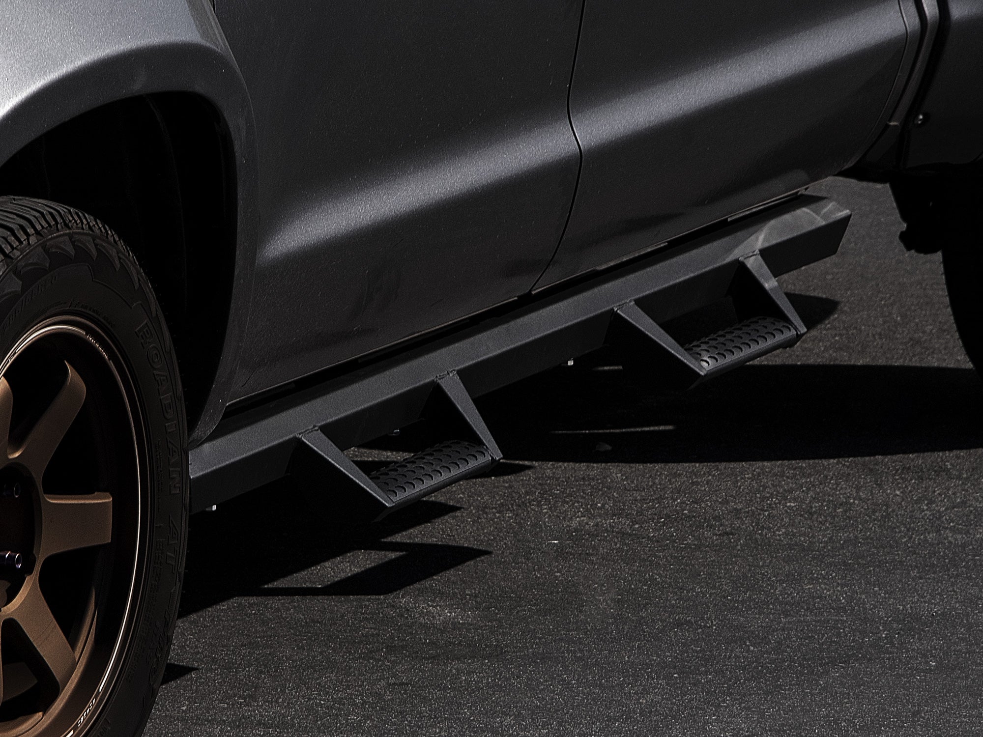 Armordillo 2015-2019 Gmc Canyon - Crew Cab Ar Drop Step - Matte Black