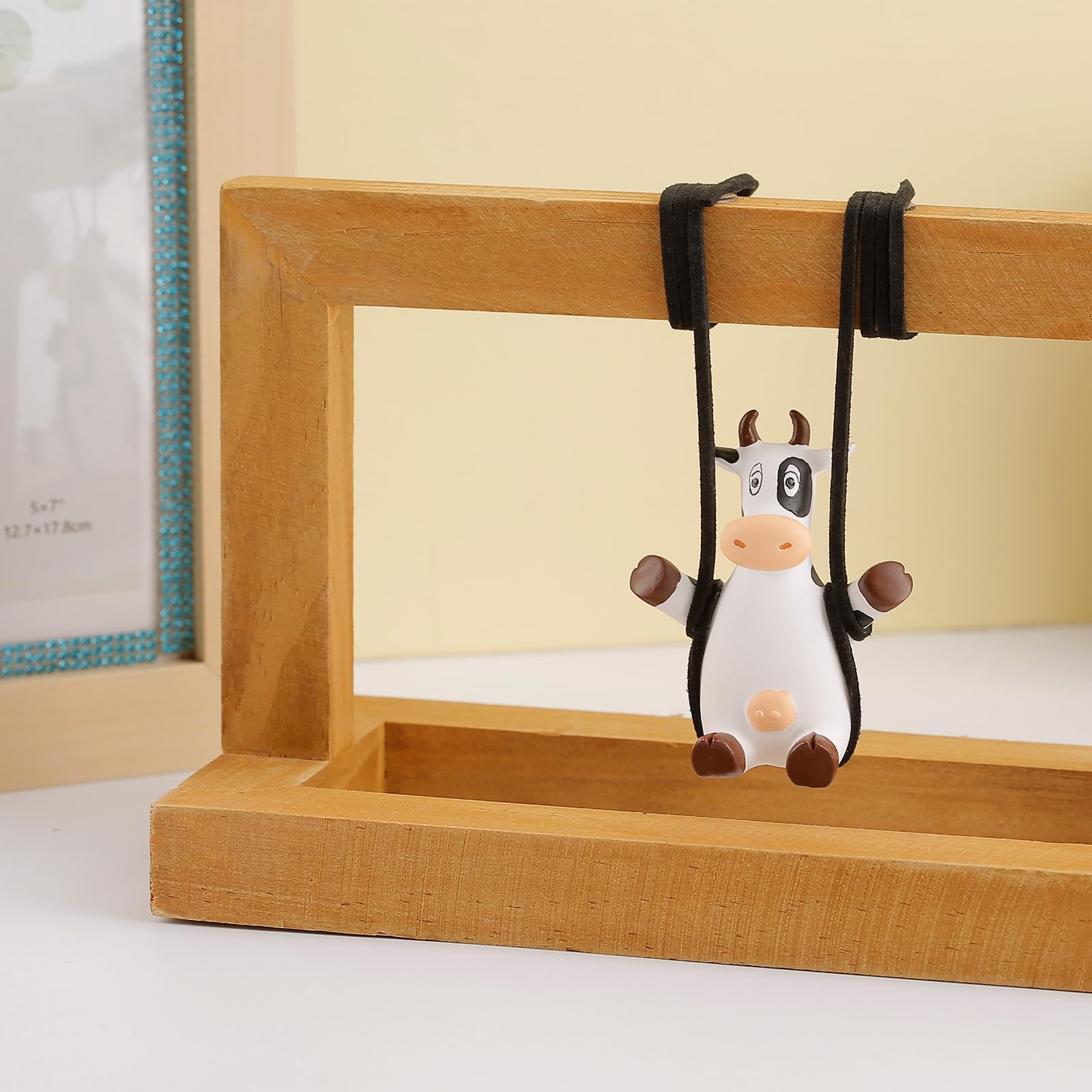 Ygmoner Swinging Cow Car Interior Rearview Mirror Hanging Accessories (Cow)