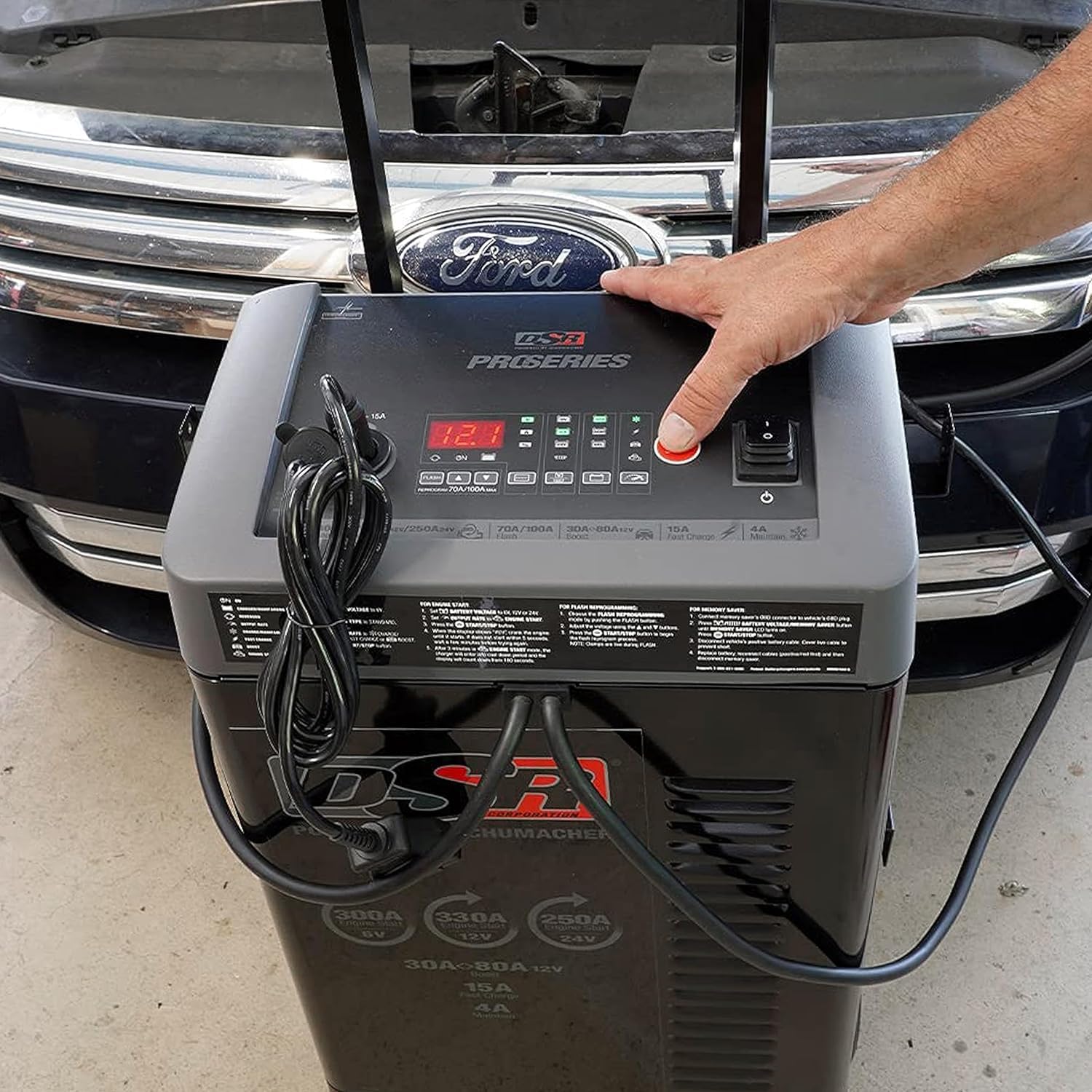 Schumacher Electric Dsr124 Proseries Car Battery Charger - 330 Peak Amps - 6V / 12V / 24V Battery Charger - Fully Automatic Batt