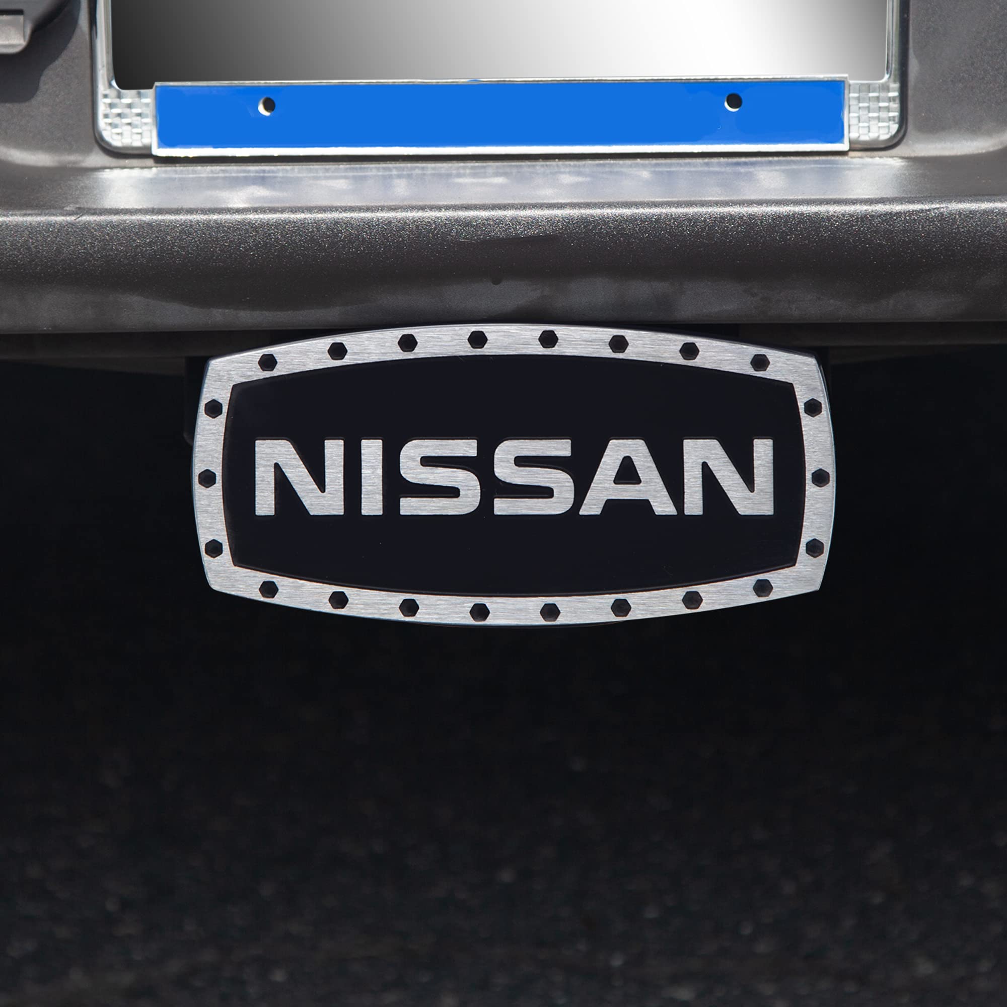 Plasticolor 002290R01 Hitch Cover Compatable With Nissan