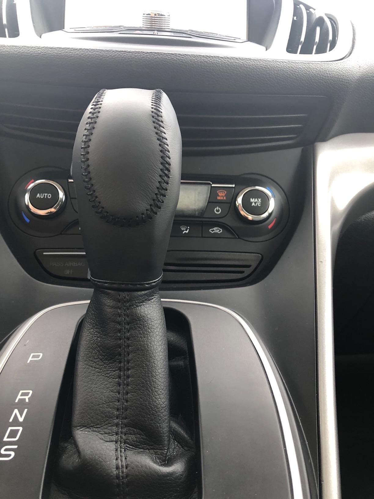 Black Leather Gear Shift Knob Cover For Ford Focus 2012 2013 2014 2015 2016/ Ford Fiesta 2014 2015 2016 / Ford Fusion S / Fusion