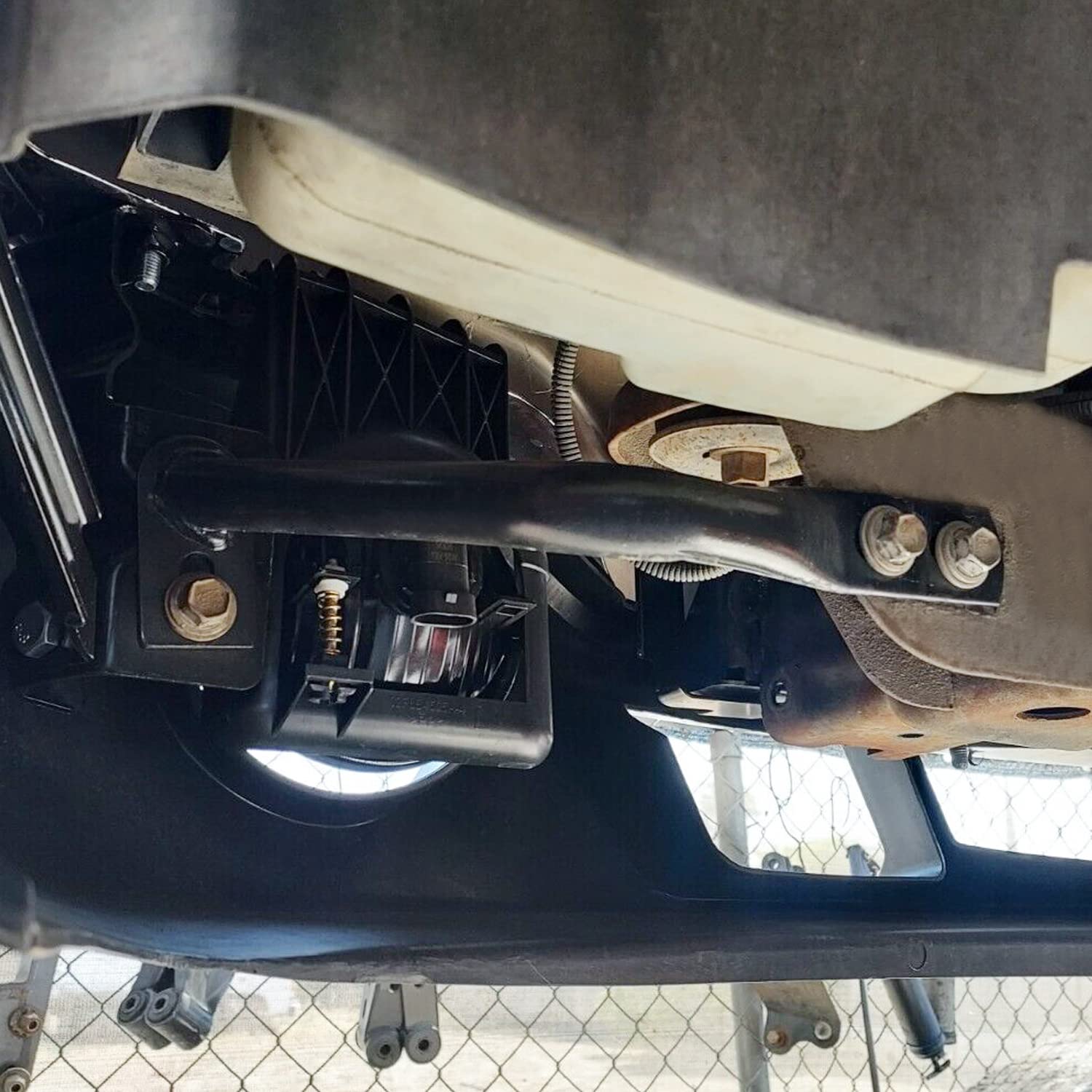 KUAFU Front LH & RH Bumper Bracket Compatible with 2003-2007 Chevy Silverado 1500 Avalanche & 2003-2007 GMC Sierra 1500 Replacem