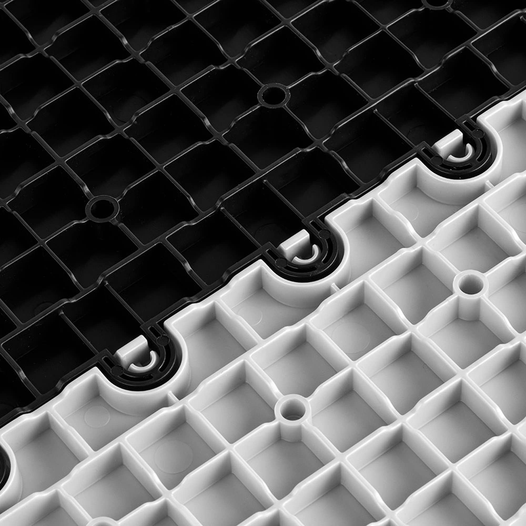 Speedway Diamond Interlocking Garage Floor Tiles 12 X 12-Inch, Silver, 10 Piece Set
