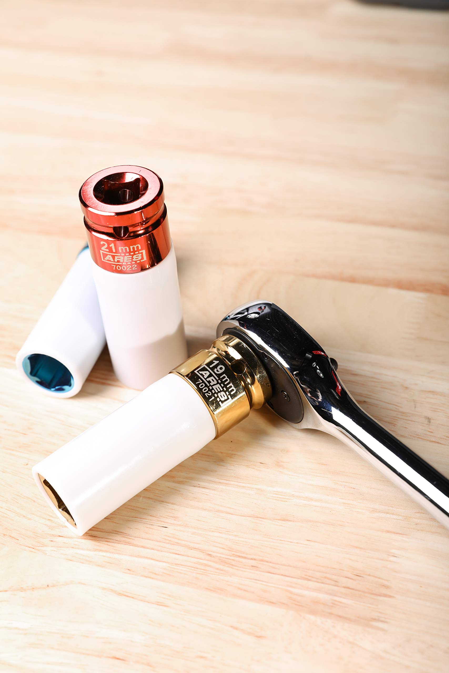 Ares 70021-1/2-Inch Drive 19Mm Non-Marring Lug Nut Socket - Protective Sleeve Protects Custom Rims And Lug Nuts From Damage - Co