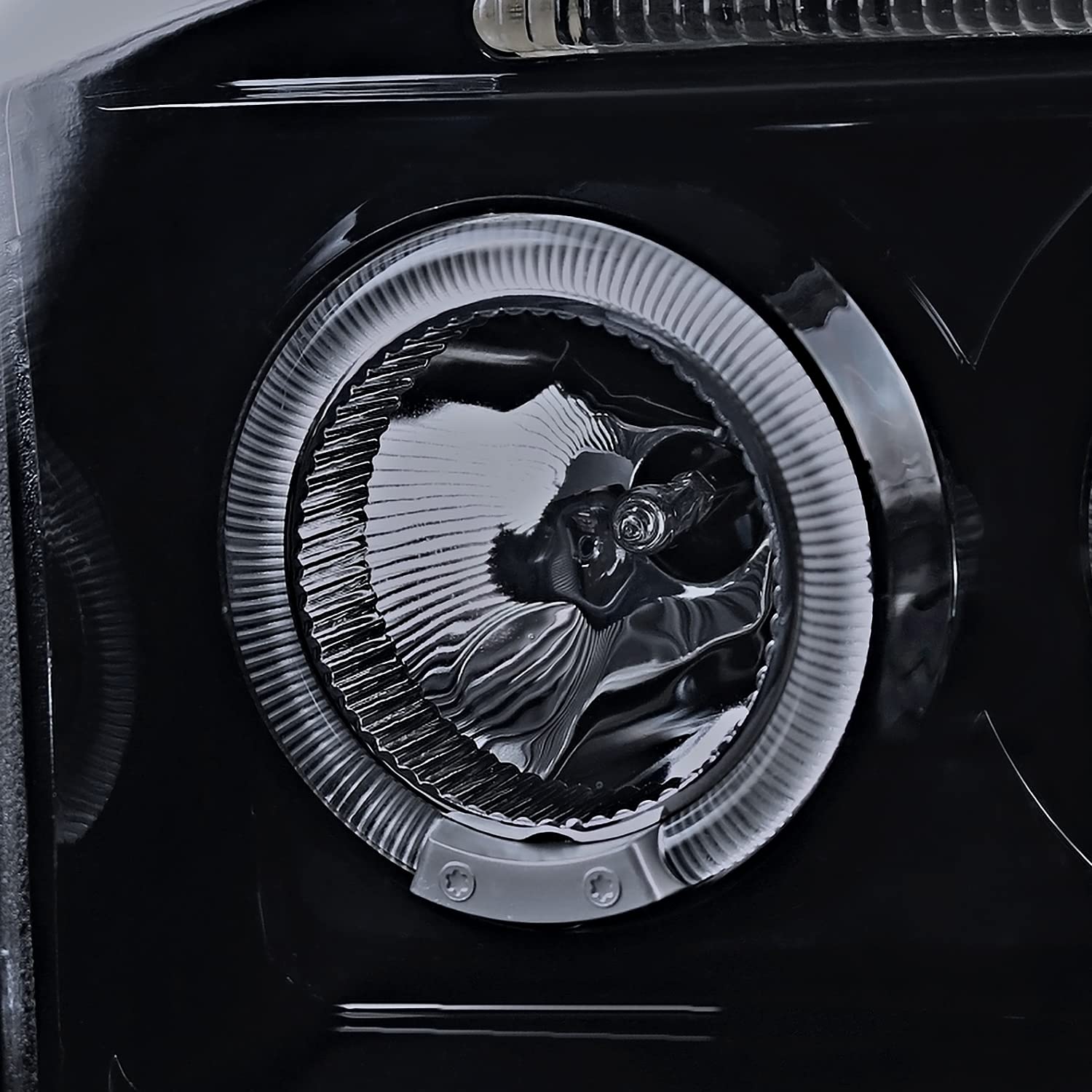 Spec-D Tuning Glossy Black Smoke Led Dual Halo Projector Headlights Compatible With 2005-2007 Dodge Dakota, Left + Right Pair Headlamps Assembly