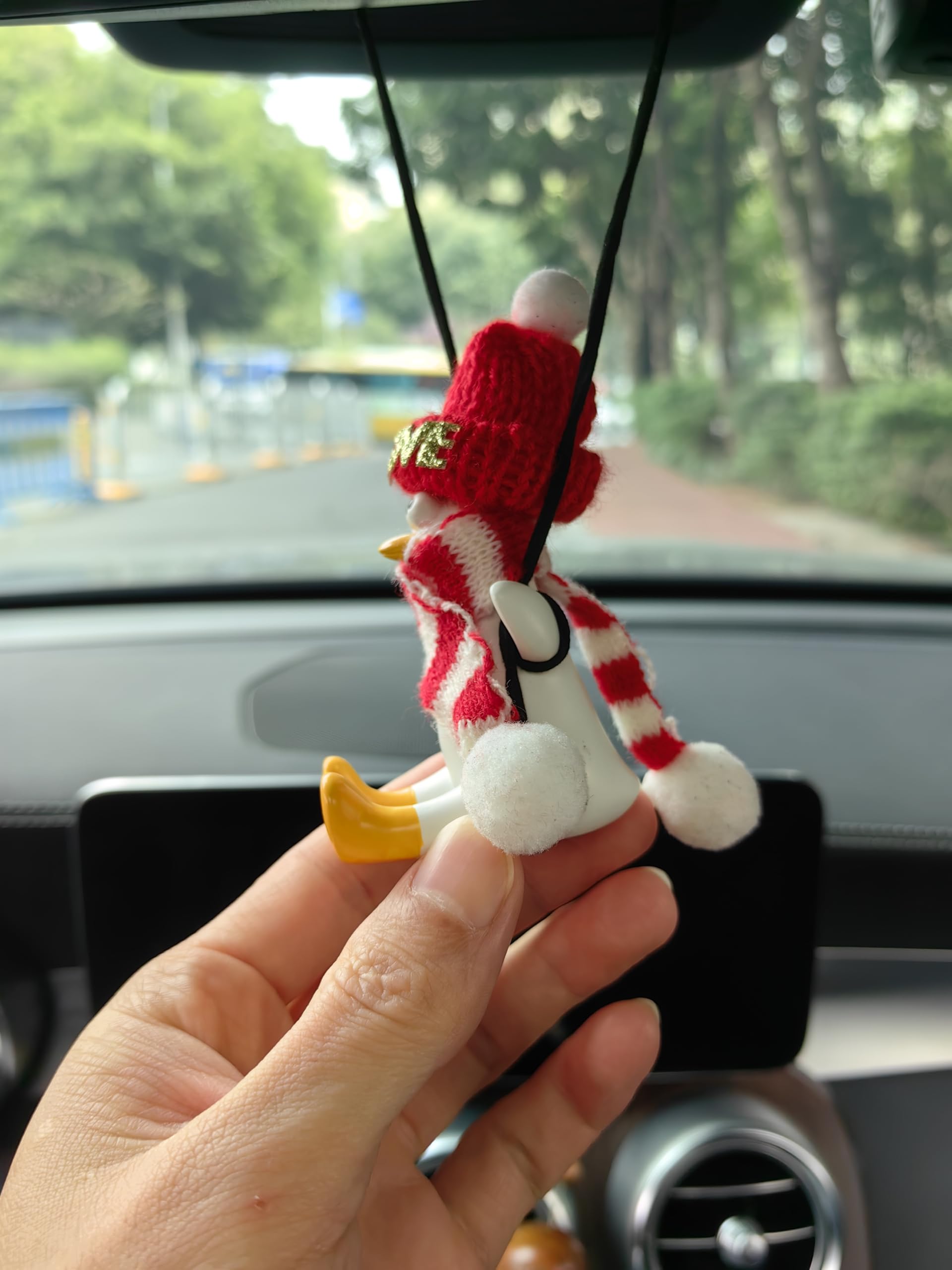 Swining Duck Gifts With Hat/Scarf Car Mirror Hanging Accessories Cars Rearview Mirrors Charms For Wome Men Interior Cute Thing F
