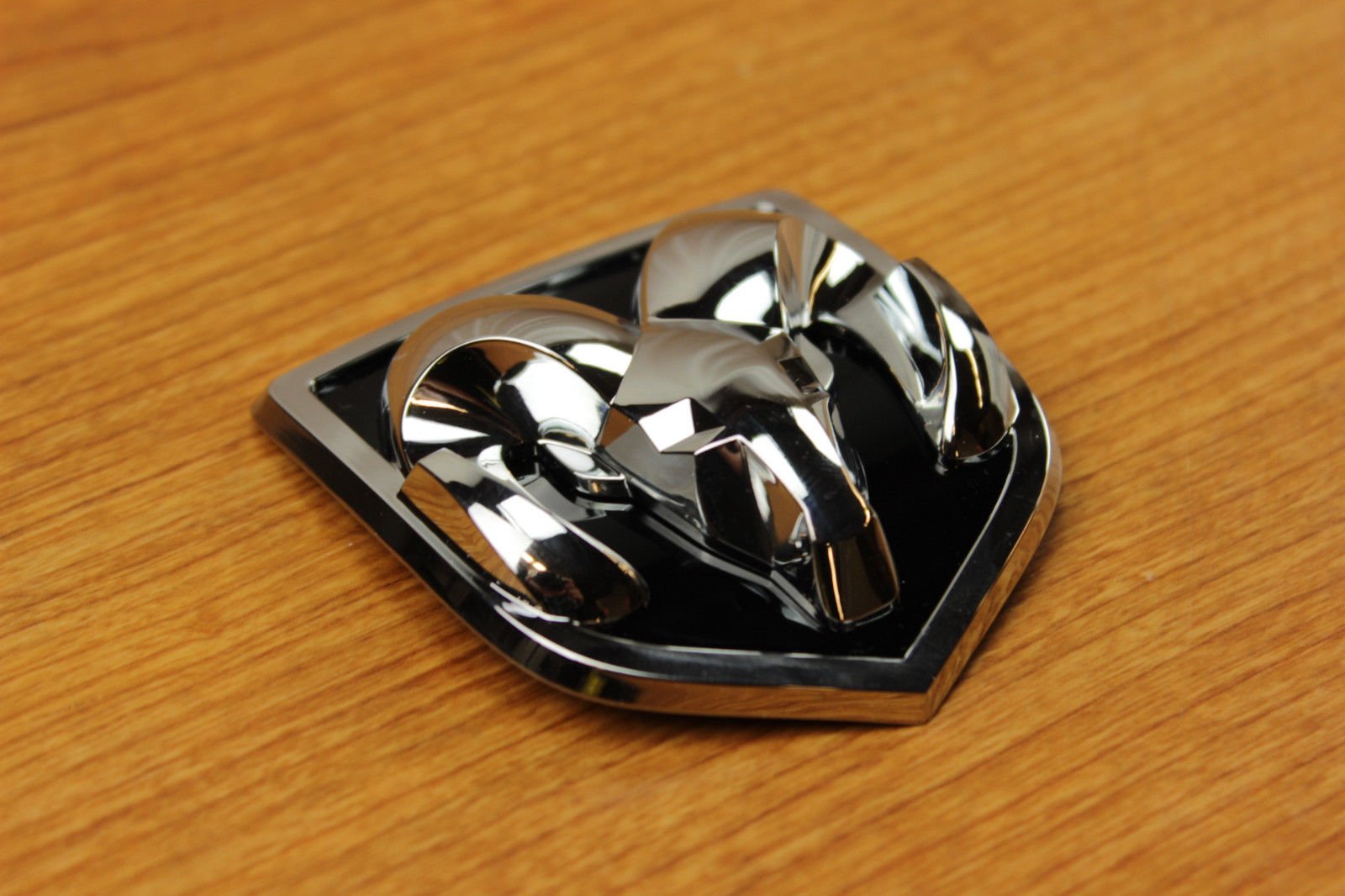 Dodge Ram 1500 2500 3500 Ram'S Head Grille Emblem Badge Mopar Oem