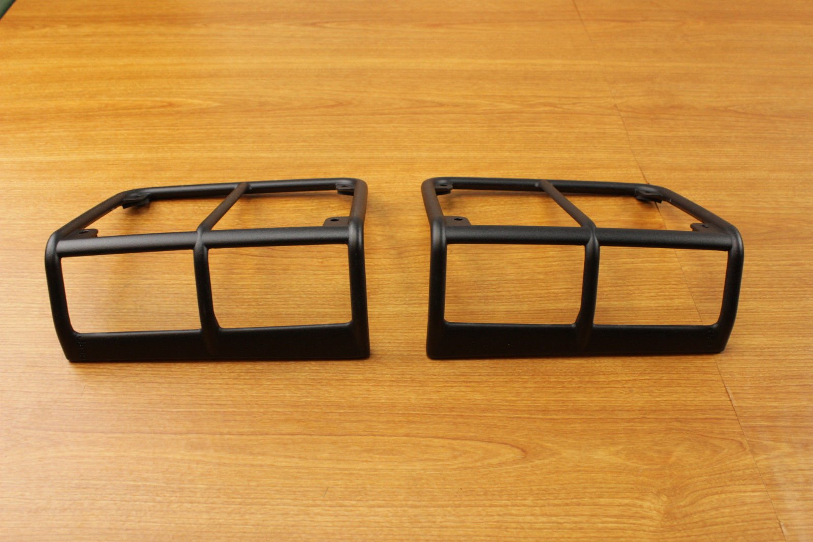 Jeep Wrangler Set Of Satin Black Rear Tail Light Guards Mopar Oem