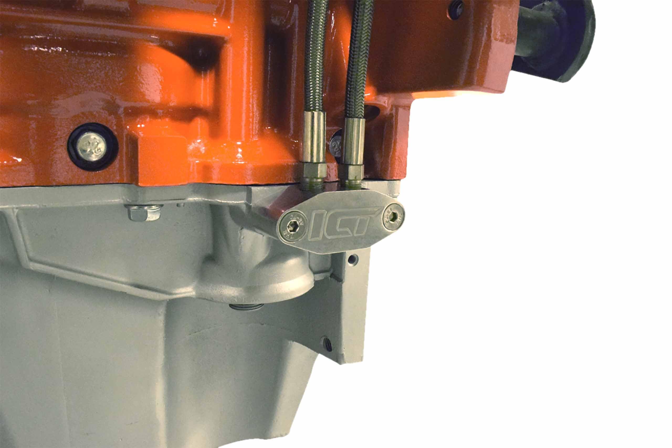 ICT Billet LS Twin Turbo Dual 90 Degree 1/8&quot; NPT Oil Feed LINE Adapter Plate LS1 LSX kit Port LS3 Right Angle Billet Plate Supply Pressure Sensor Cover 551533